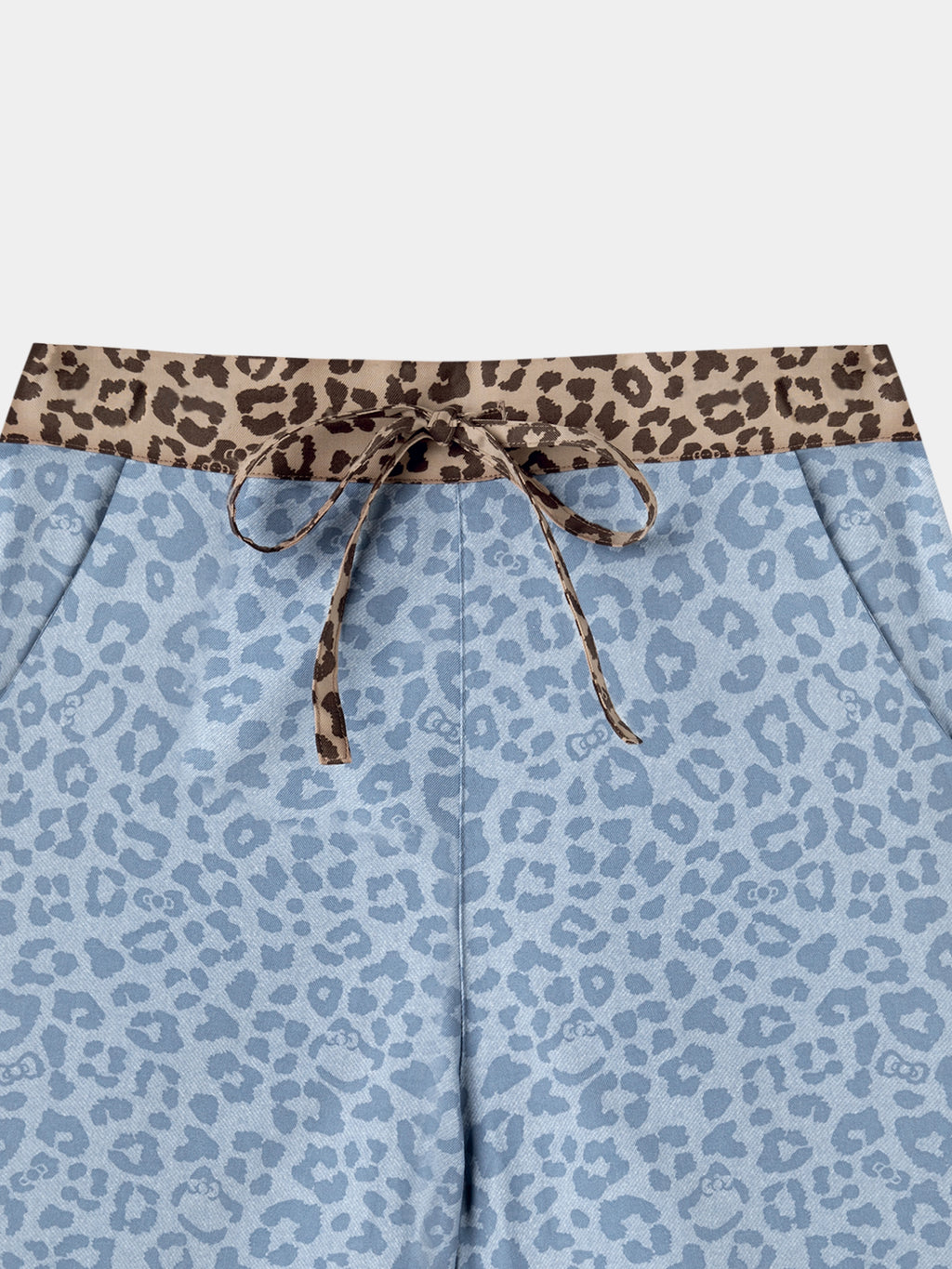 "Hello Kitty" Tencel Cotton Blend Short Sleeve Loungewear Set – Denim Leopard