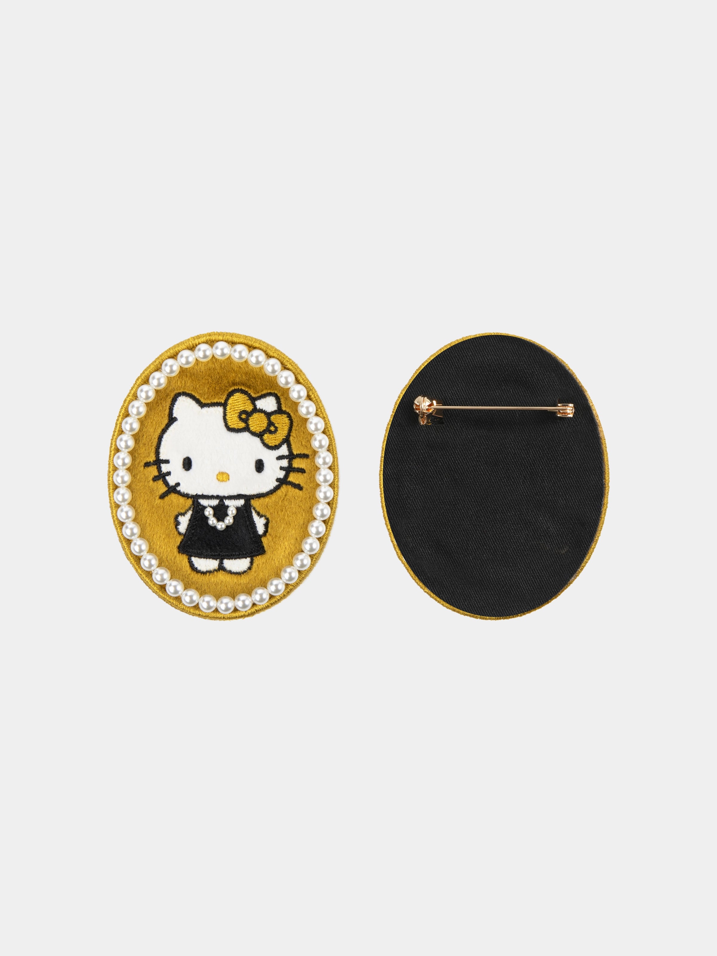 "Hello Kitty" Wool Cashmere Blend Cardigan – Black & White