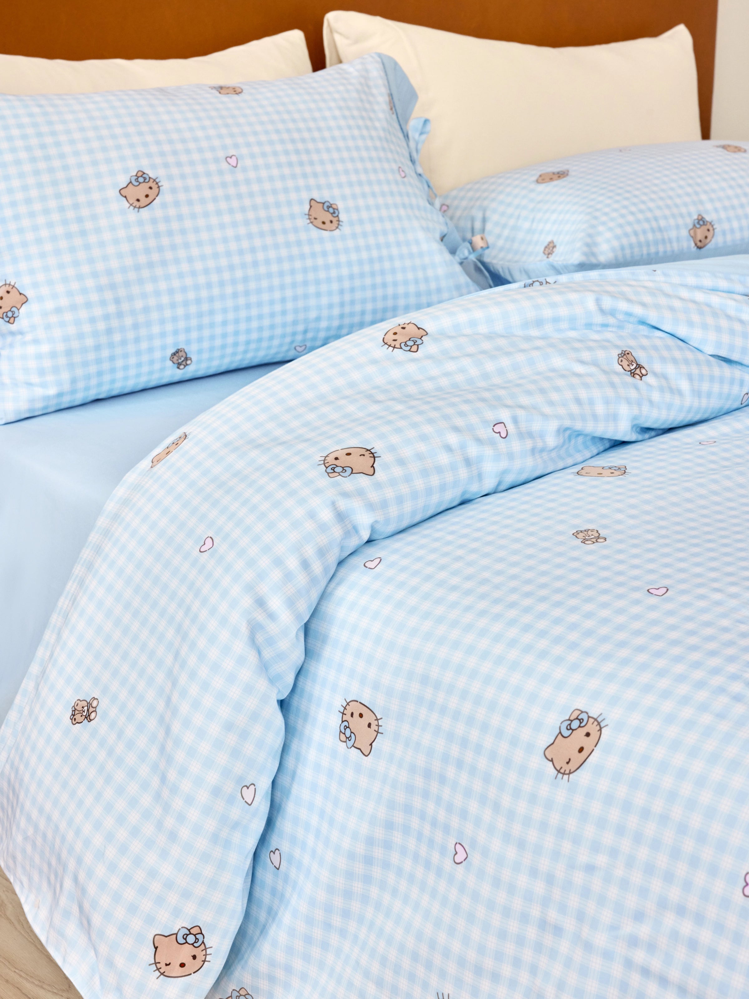 "Hello Kitty"  cotton sateen bedding set Hello Kitty Check