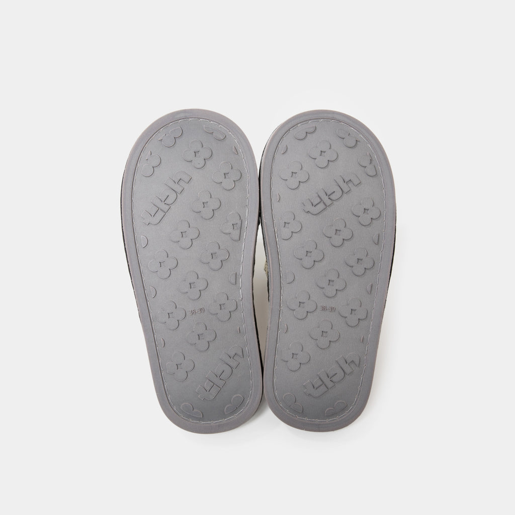 "Panda PomPom" Woven Slippers – Black Grid