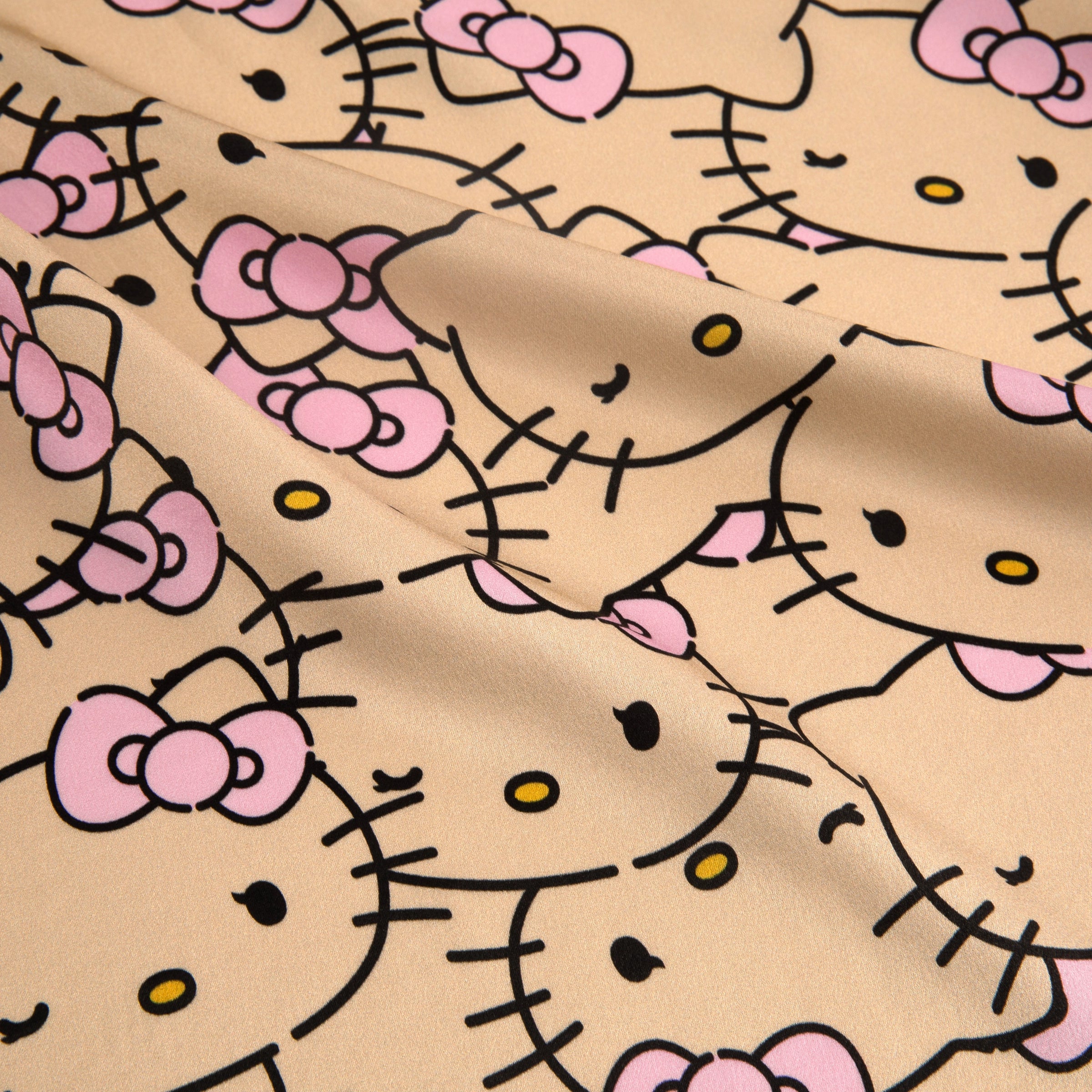 "Hello Kitty" Premium Heavy Mulberry Silk Square Scarf – Hello Kitty Pattern