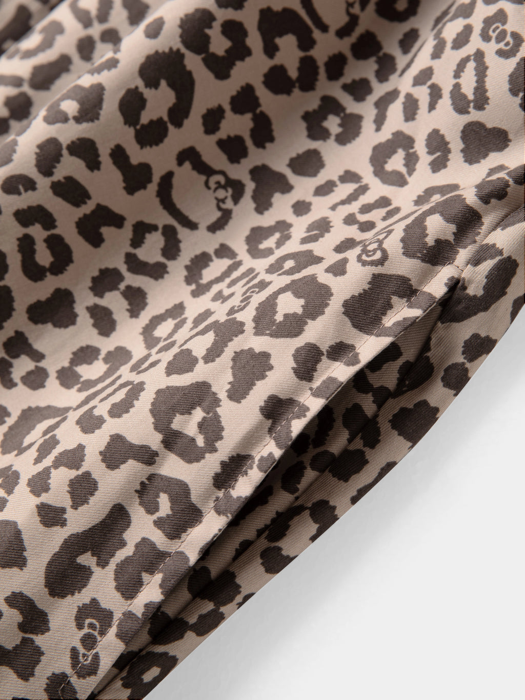 "Hello Kitty" Tencel Cotton Blend Short Sleeve Skirt – Leopard