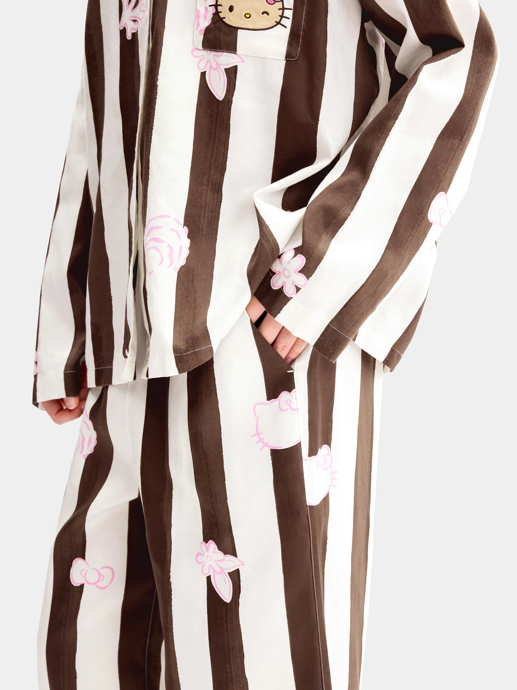 "Hello Kitty" Tencel Cotton Blend Loungewear Set Long Sleeve – Coconut Brown