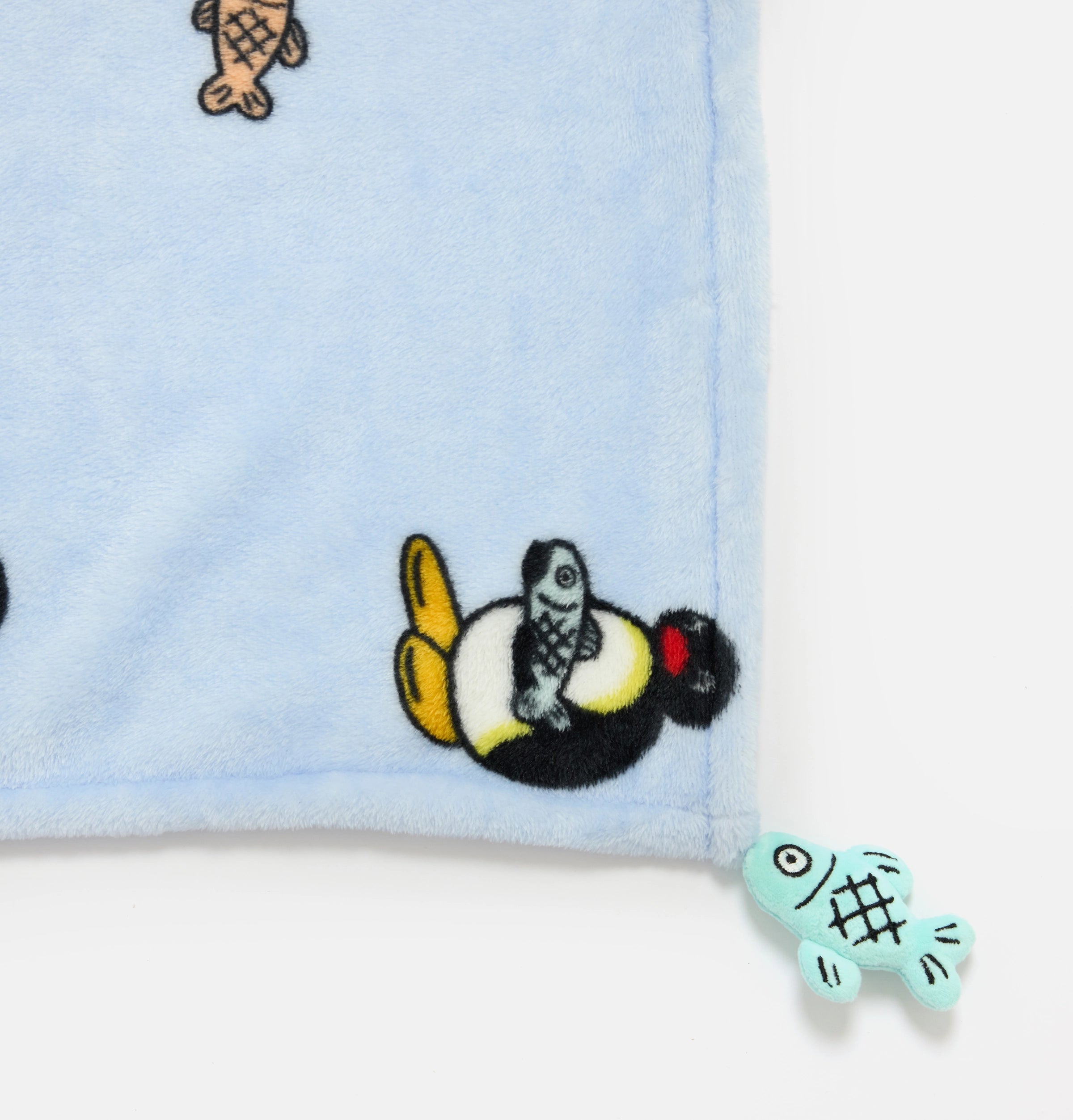 "Pingu" Cushion & Flannel Throw sets
