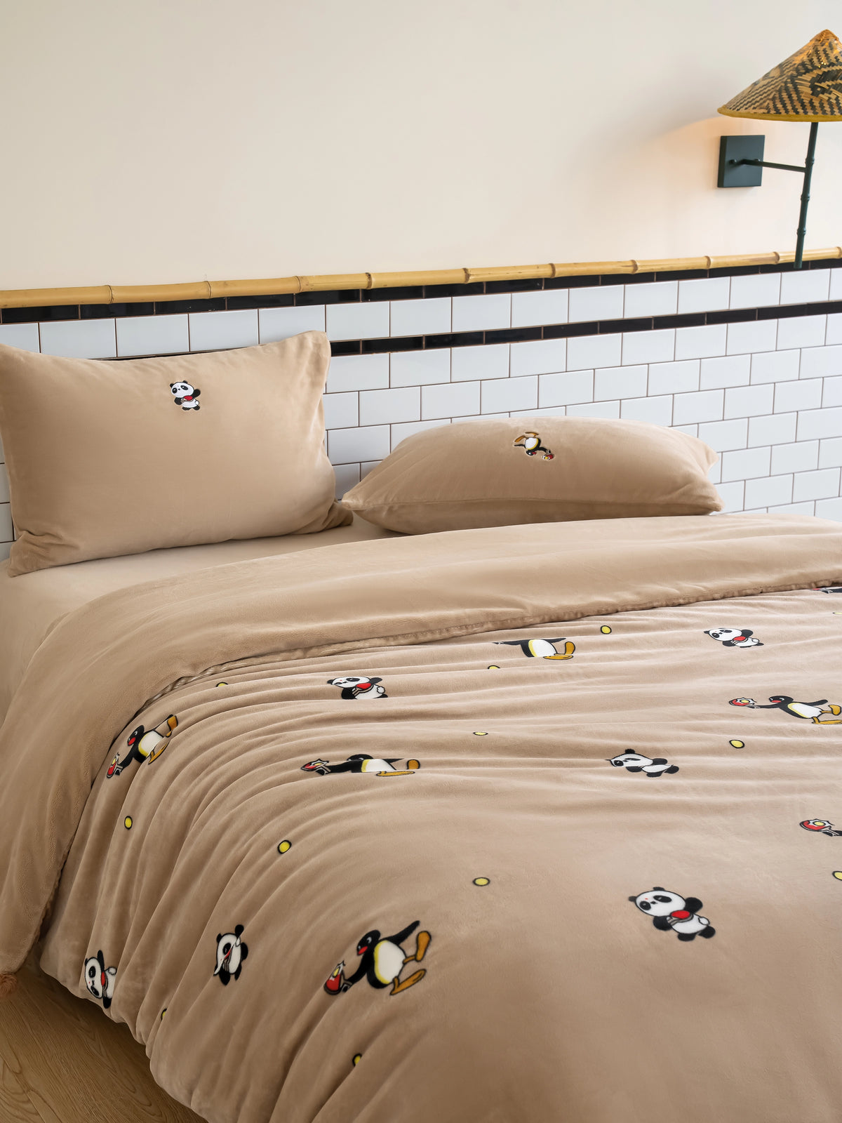 PIN!POM! Flannel Bedding Set – Brown