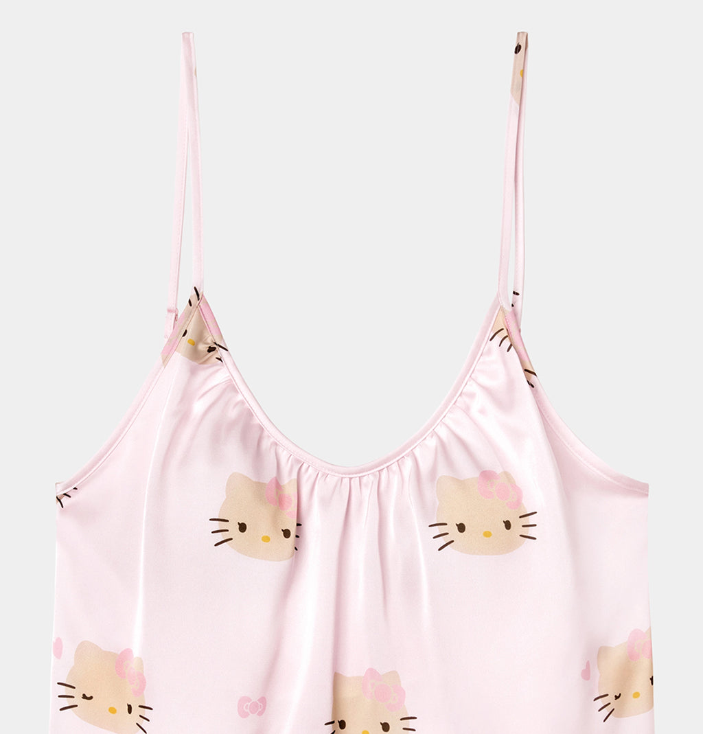 "Hello Kitty" Satin Spaghetti Strap Top and Shorts Pajama Set – Y2k Pink