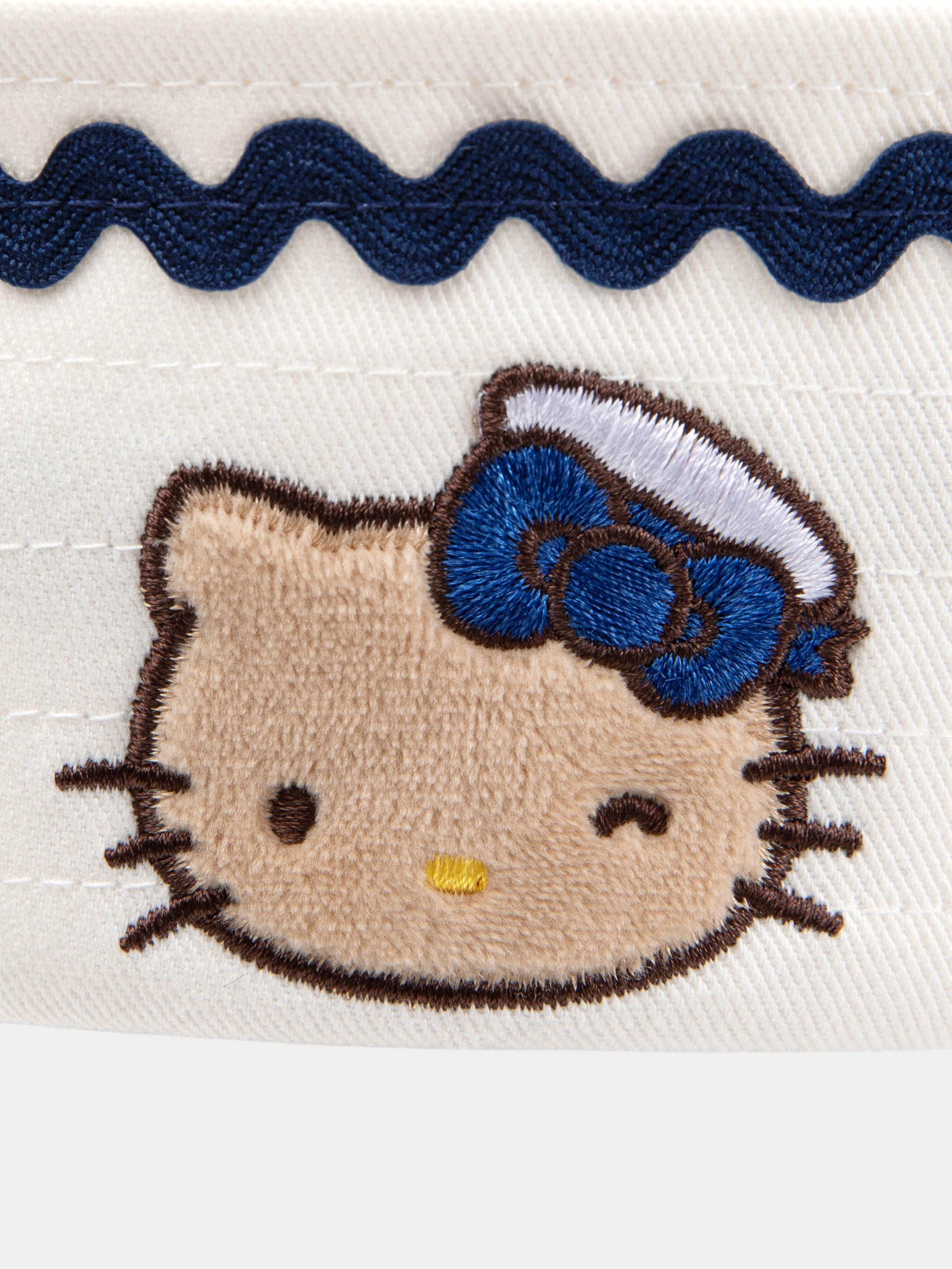 "Hello Kitty" Convertible Sailor Hat – Seashell White
