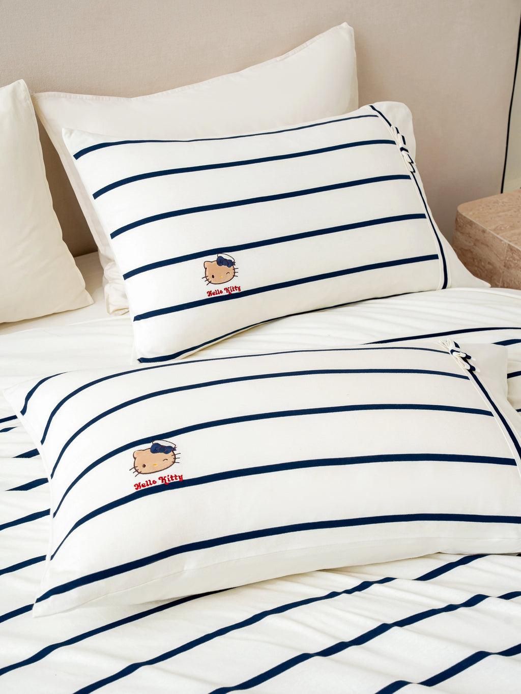 "Hello Kitty" Cotton Jersey Bedding Set – Breton Stripe