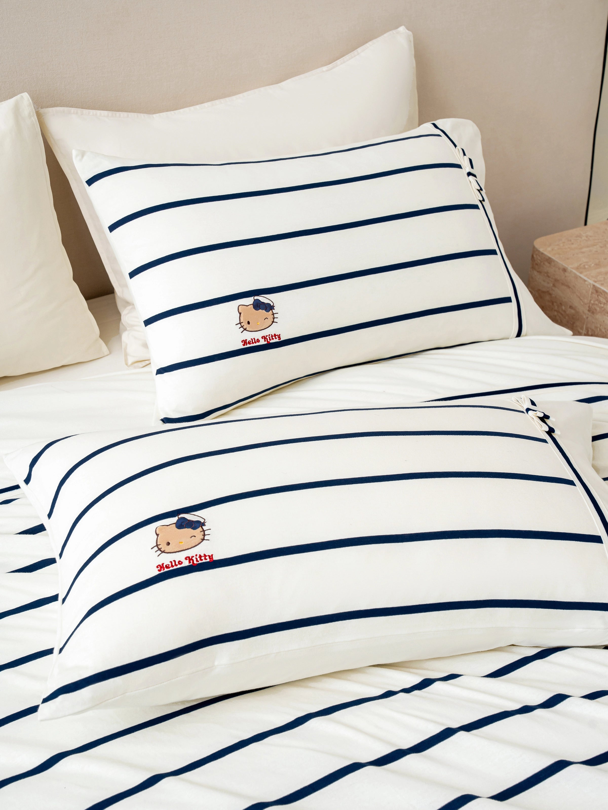 "Hello Kitty" Cotton Jersey Bedding Set – Breton Stripe
