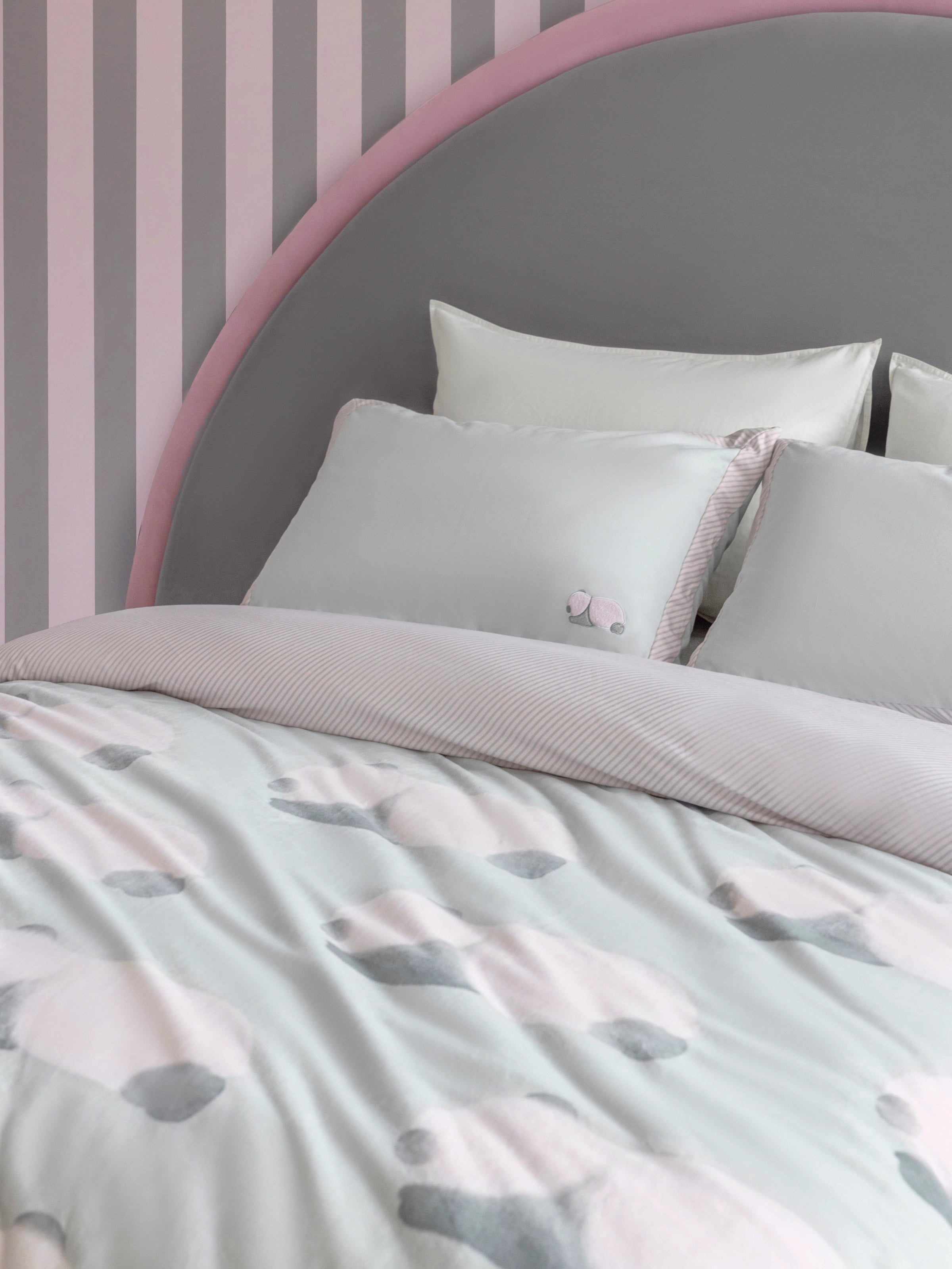 "Panda PomPom" Micro Flannel Bedding Set – Cream White