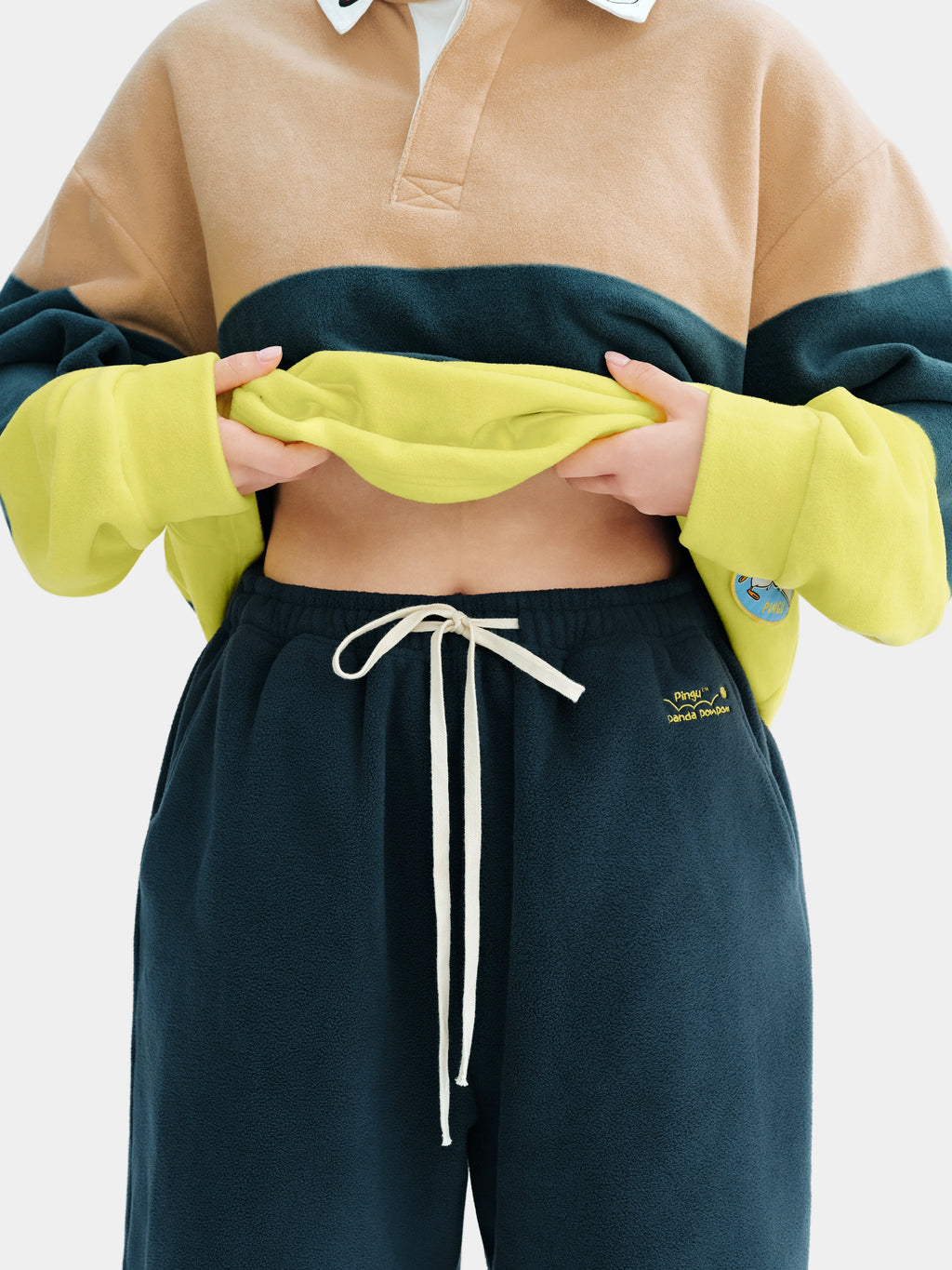 ชุดลำลองเสื้อโปโลผ้าฟลีซ PIN!POM! - แขนยาวและกางเกงขาสั้น - ลายทางสีเหลืองและน้ำตาล