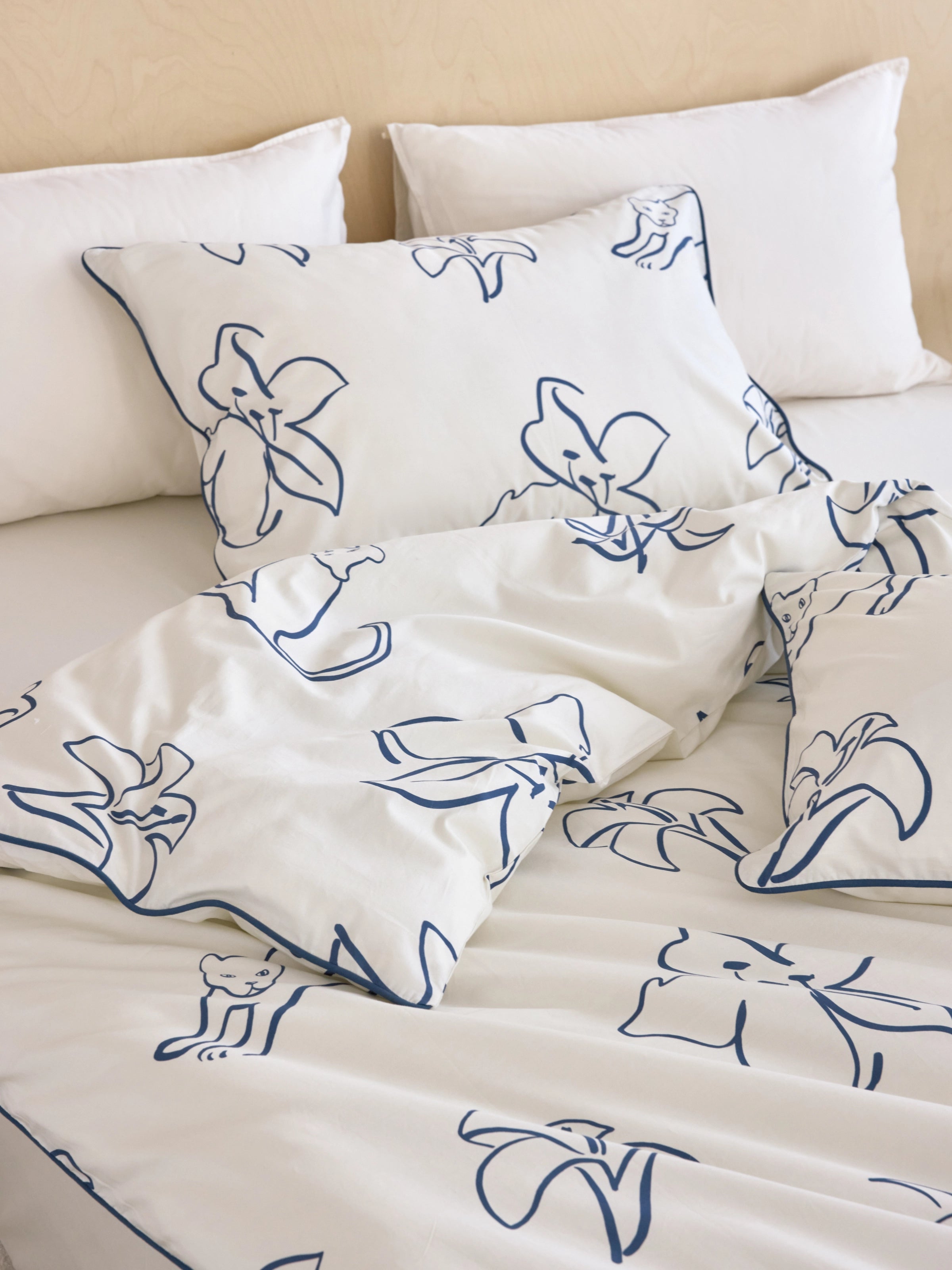"Urban Jungle" Black Panther Cotton Twill Bedding Set – Black Panther & Lily
