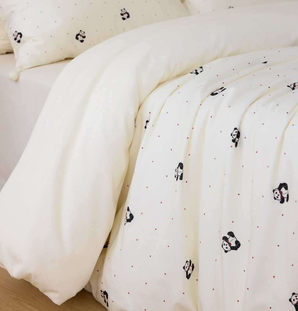 "Panda PomPom"  cotton sateen bedding set White