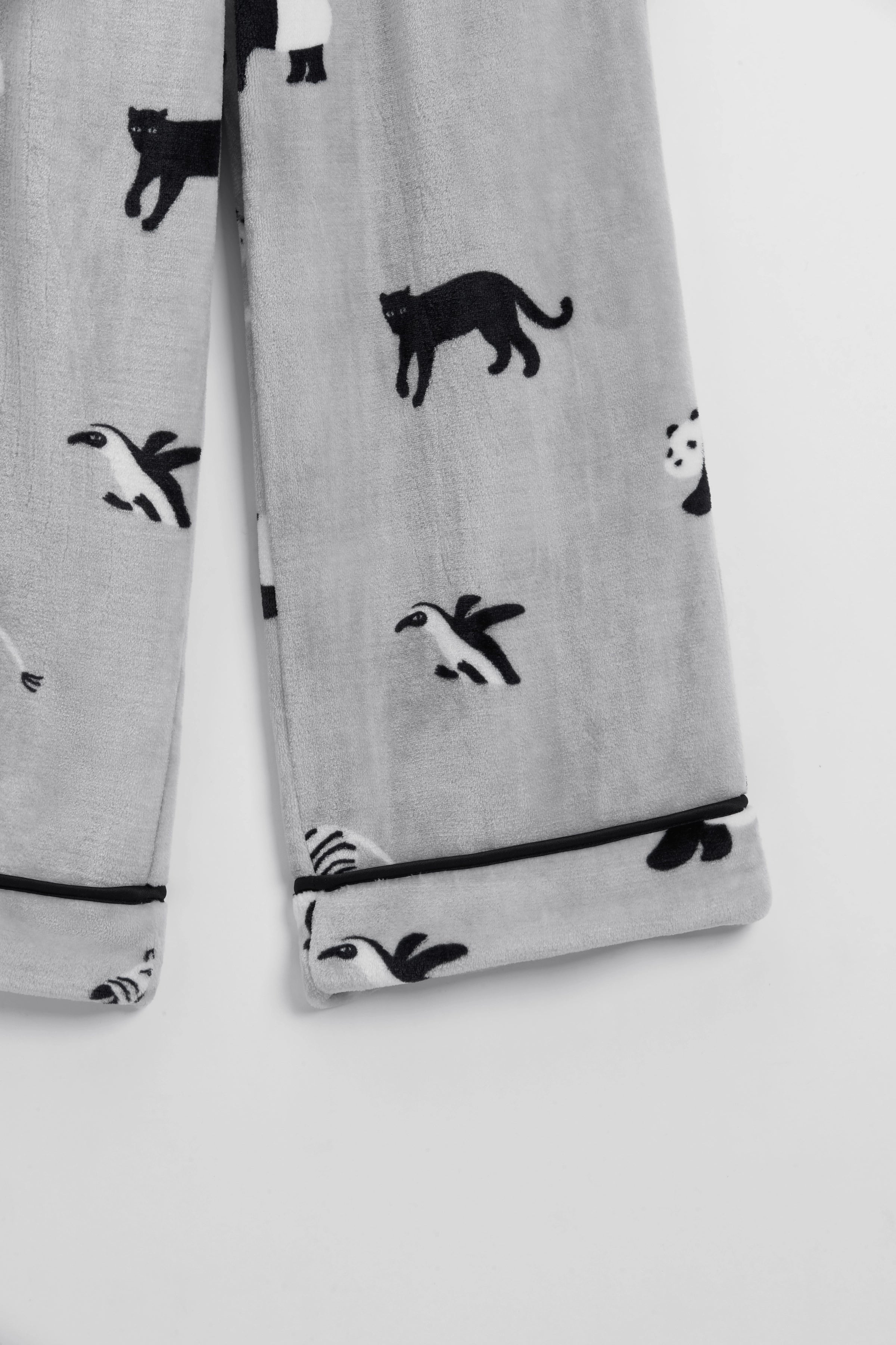 "Panda PomPom" Flannel Loungewear Set – Bestie