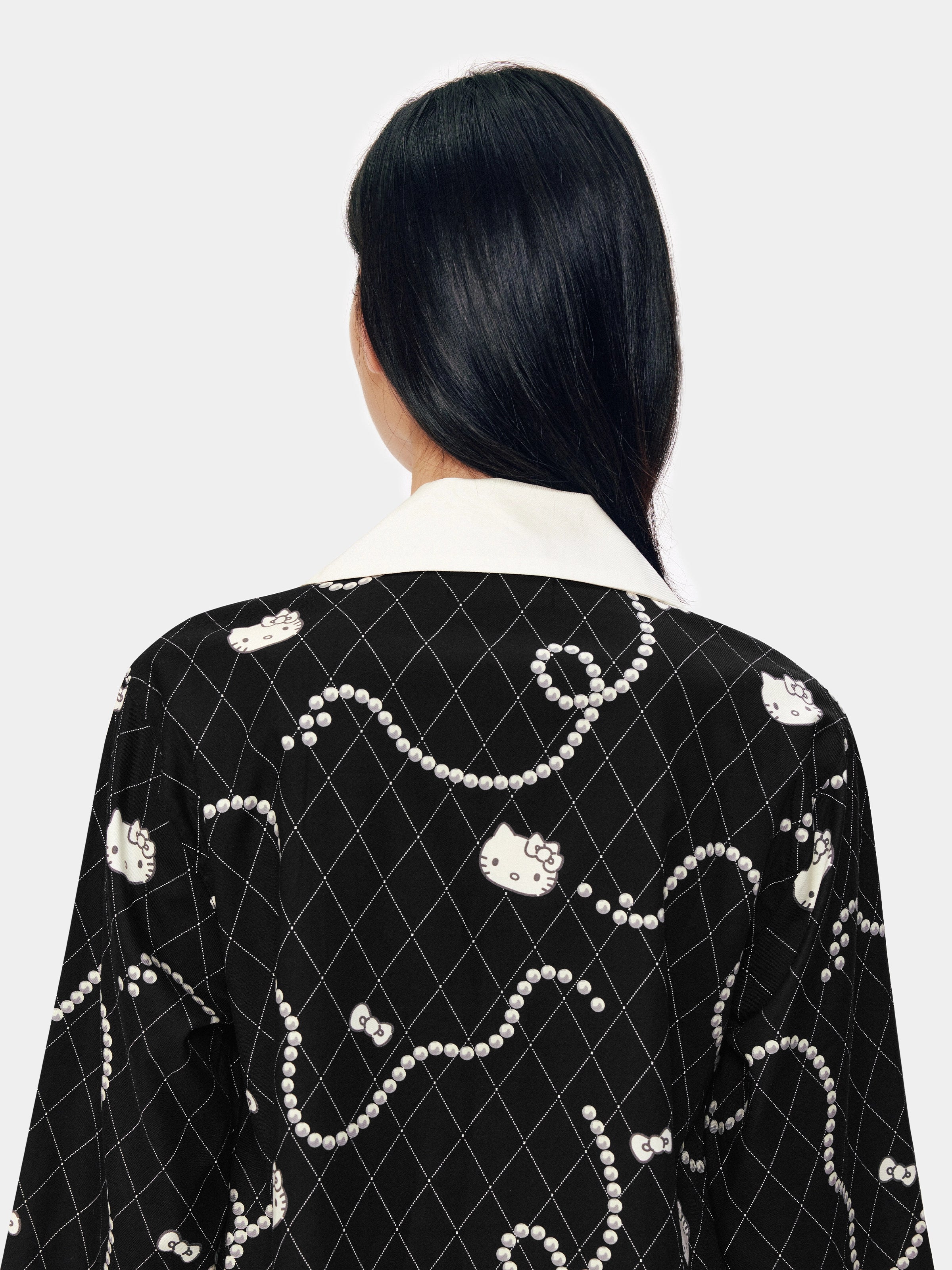 "Hello Kitty" Tencel Cotton Blend Loungewear Set – Pearl Necklace