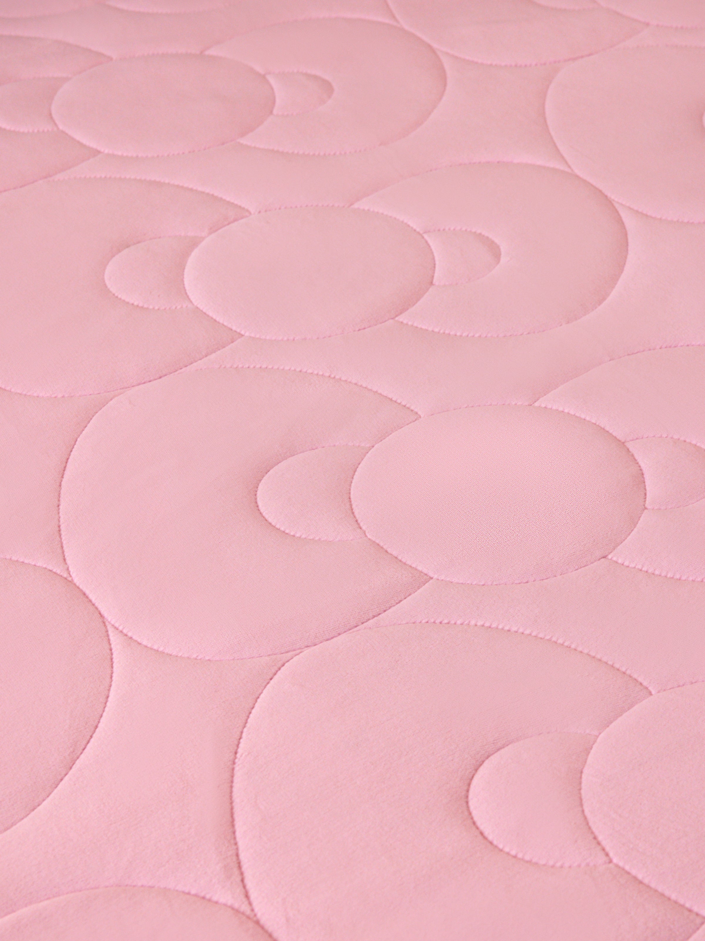 "Hello Kitty" Micro Flannel Mattress Protector Set – Choco Pink