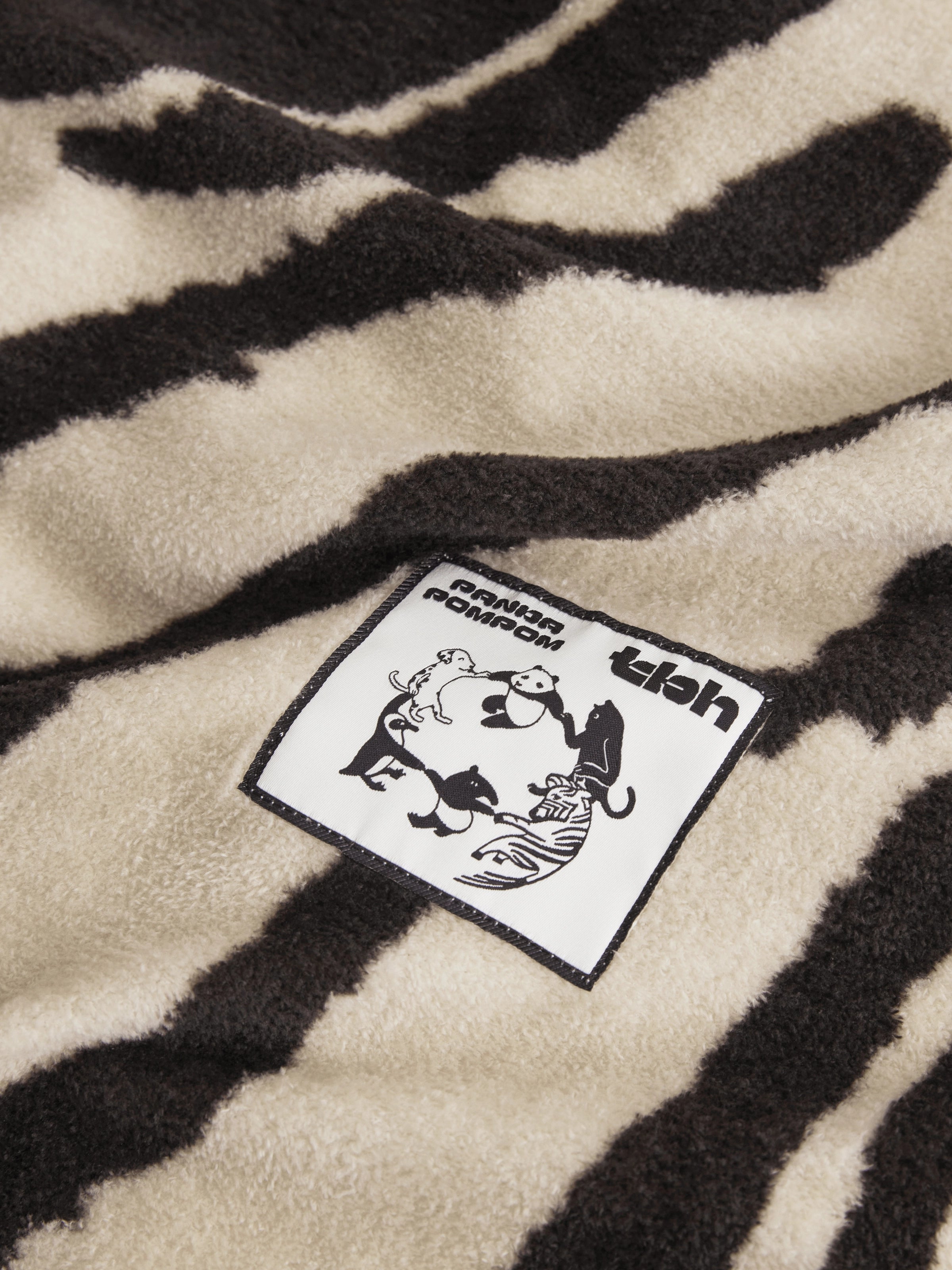 "Panda PomPom"  curly flannel bedding set Zebra Patterned