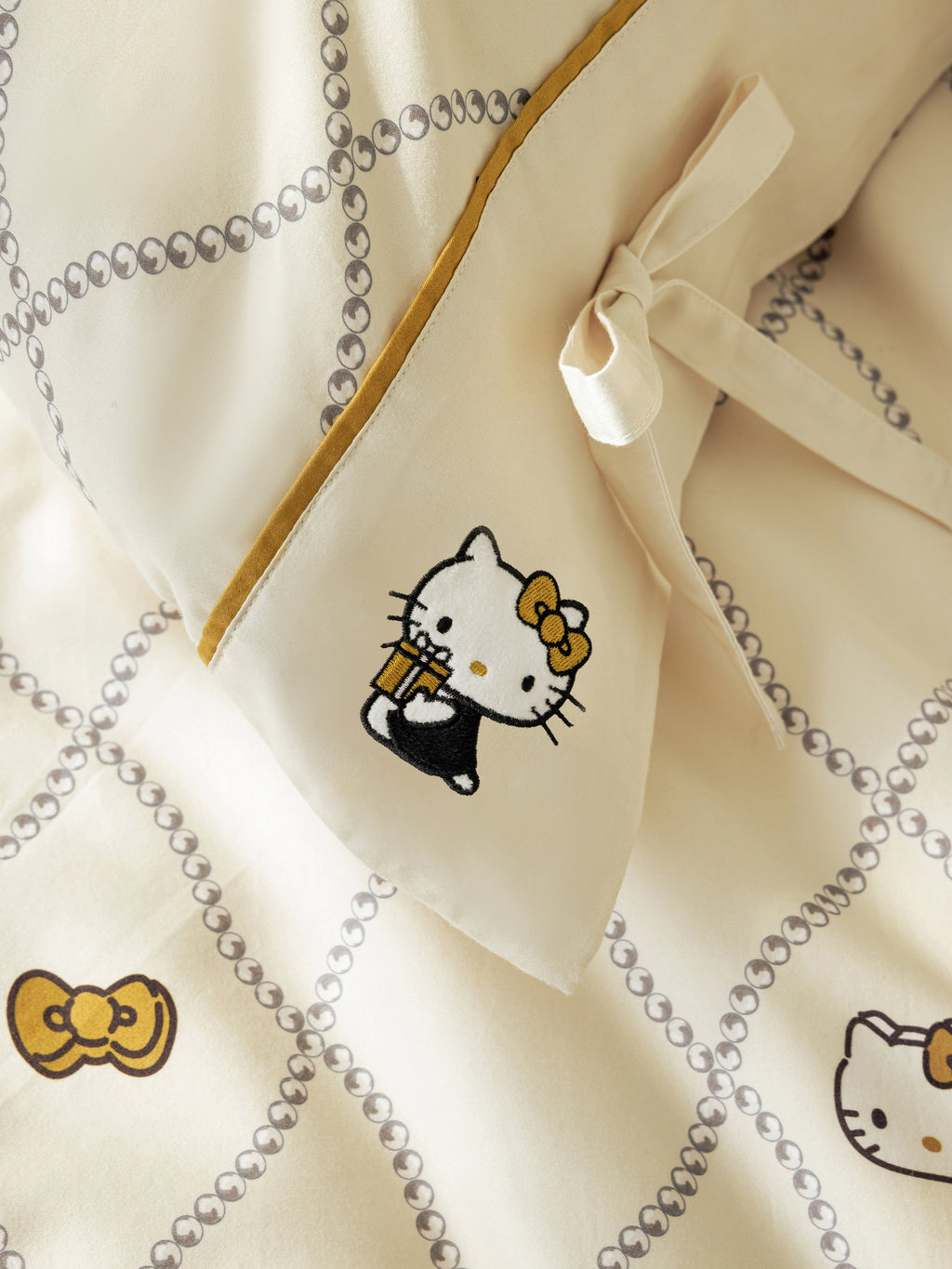 "Hello Kitty" Cotton Sateen Bedding Set – Candy House