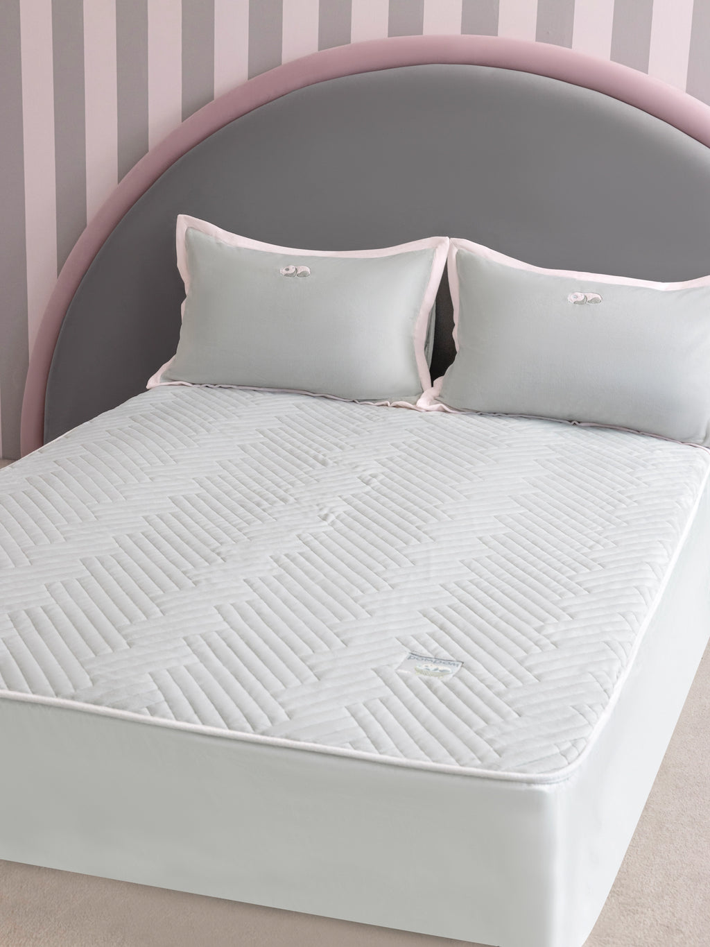 "Panda PomPom" Micro Flannel Mattress Protector Set