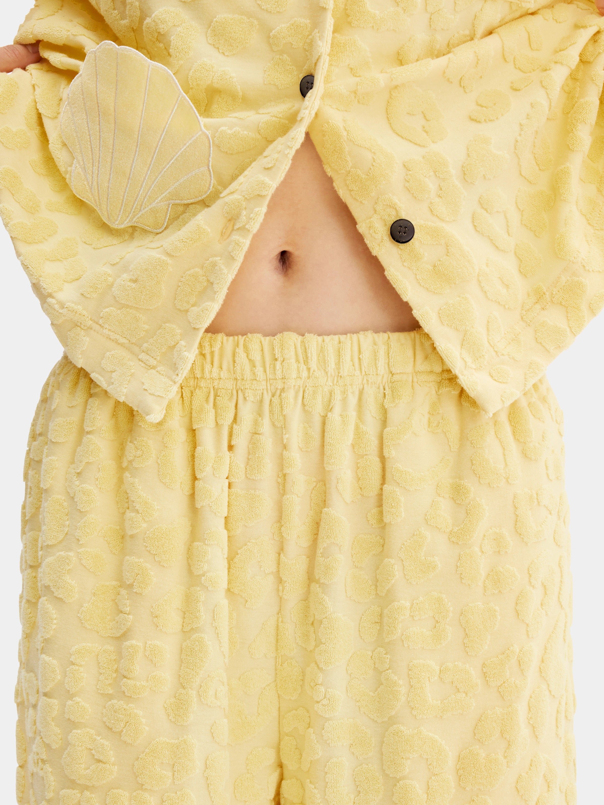 "Hello Kitty" Terry Loungewear Set Short Sleeve & Shorts – Sunbeam Leopard