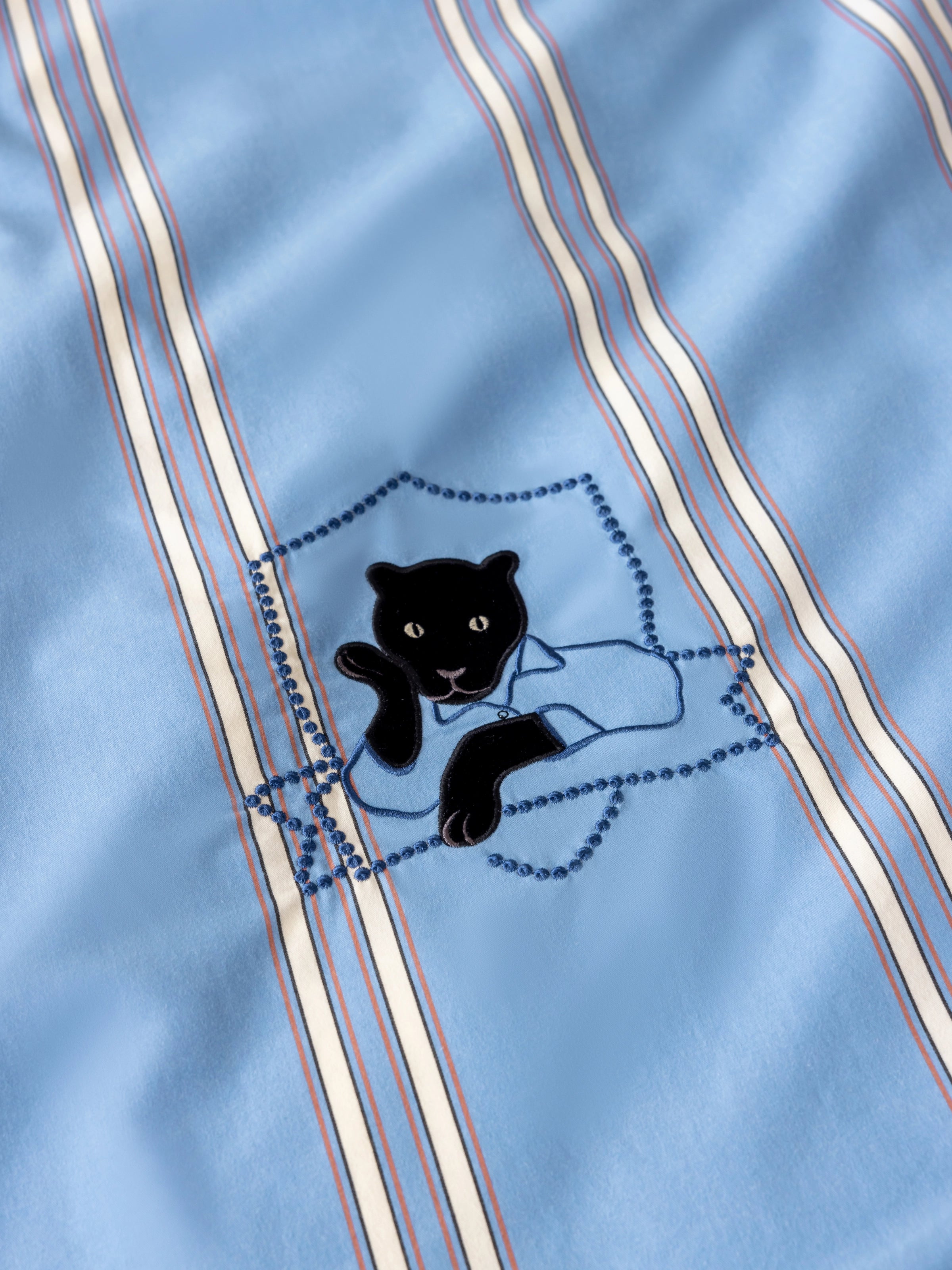"Urban Jungle" Black Panther Yarn-Dyed Cotton Bedding Set – Blue