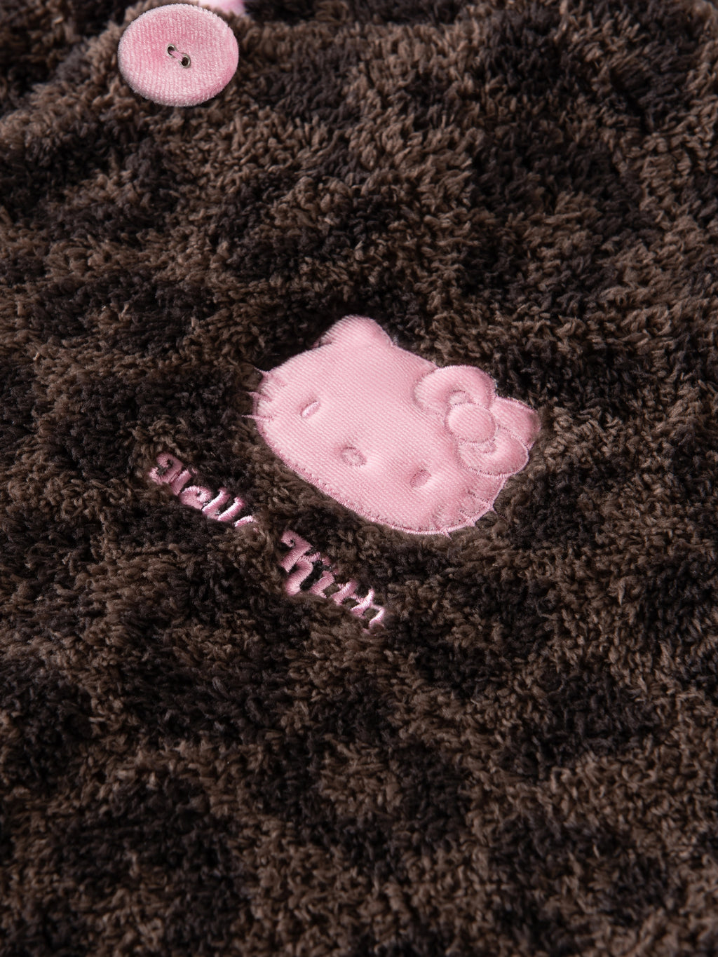 "Hello Kitty" Polar Fleece Peter Pan Collar Loungewear Set – Choco