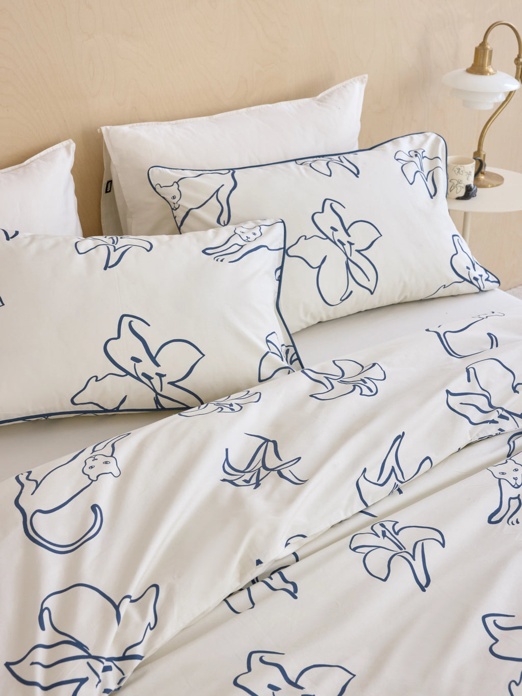 "Urban Jungle" Black Panther Cotton Twill Bedding Set – Black Panther & Lily