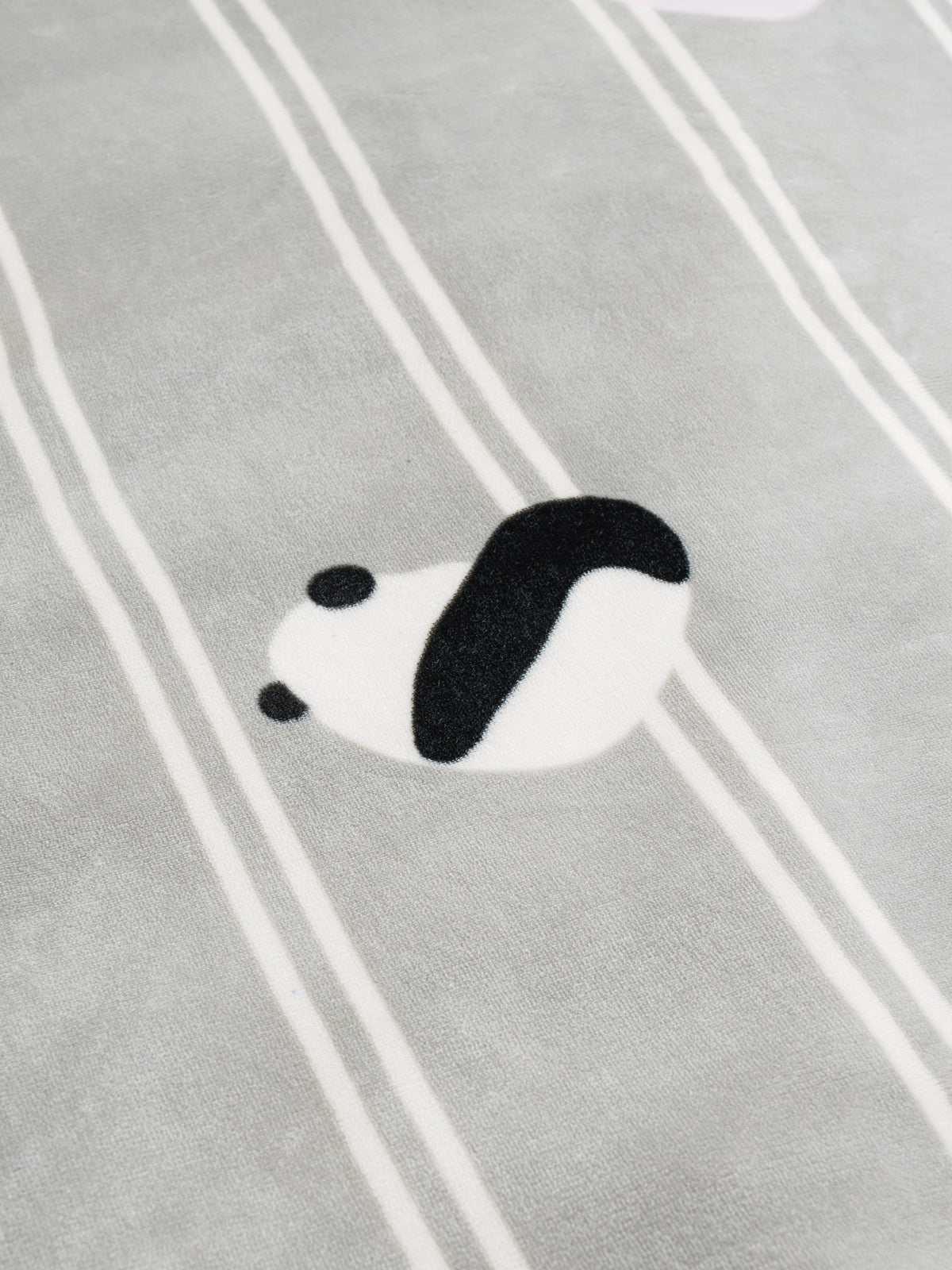 "panda pompom" "Hug Hug" Flannel Bedding Set – Grey