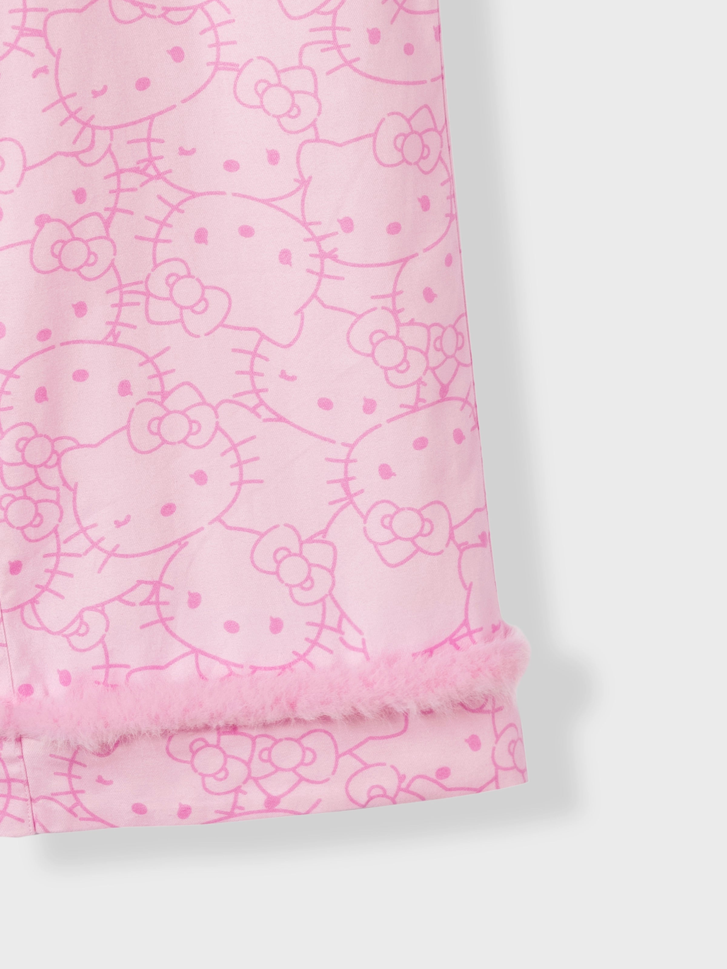 "Hello Kitty" Cotton Flannel Loungewear Set – Hello Kitty Pattern
