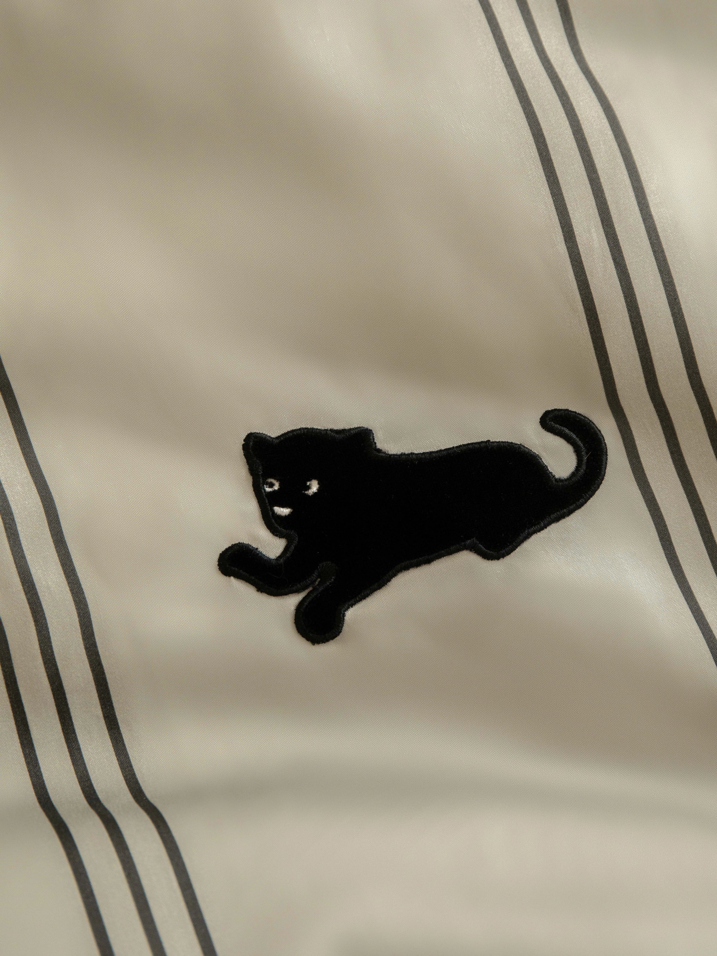 "Urban Jungle" Black Panther Tencel Summer Quilt – Camel