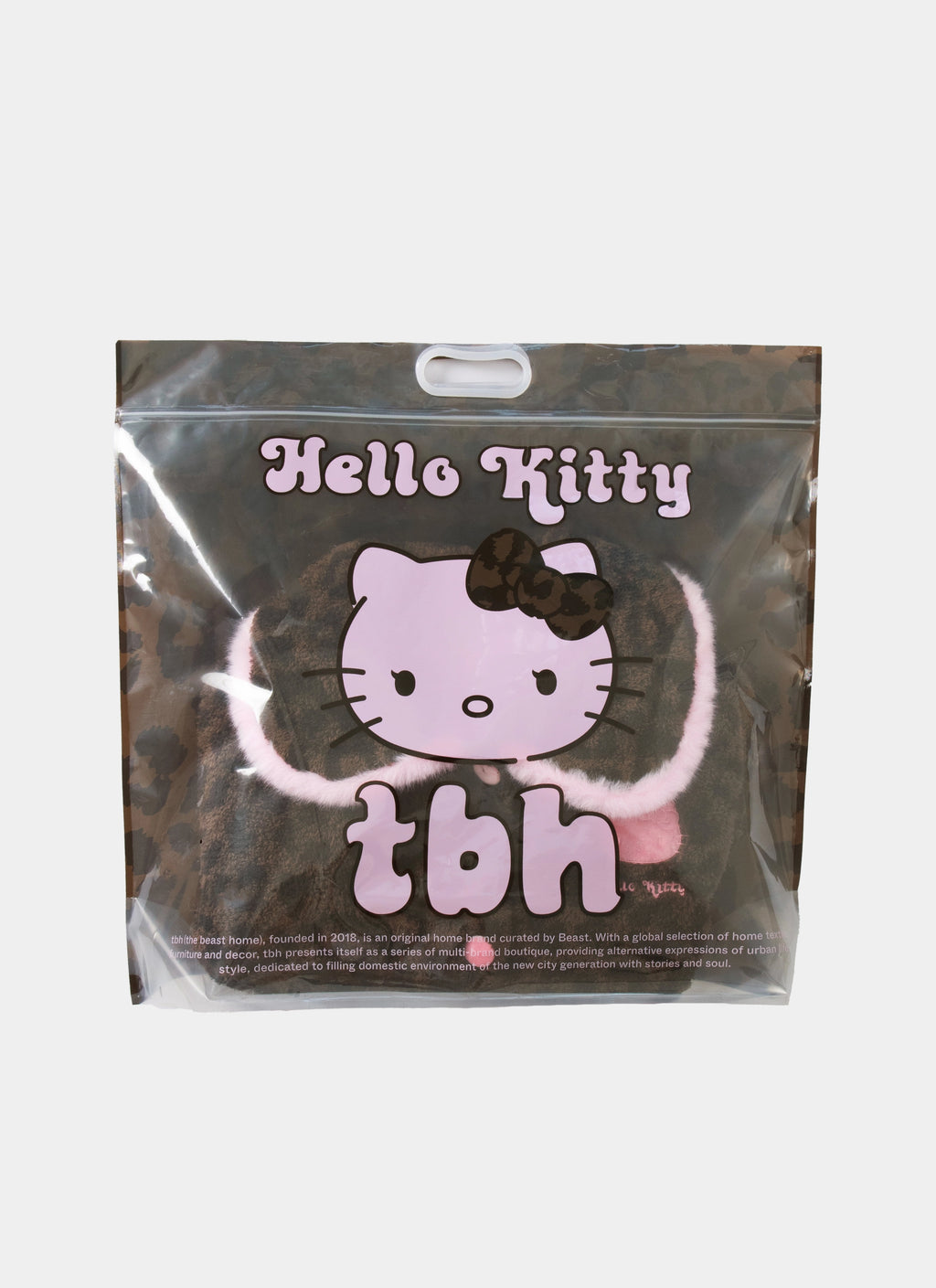 "Hello Kitty" Polar Fleece Peter Pan Collar Loungewear Set – Choco