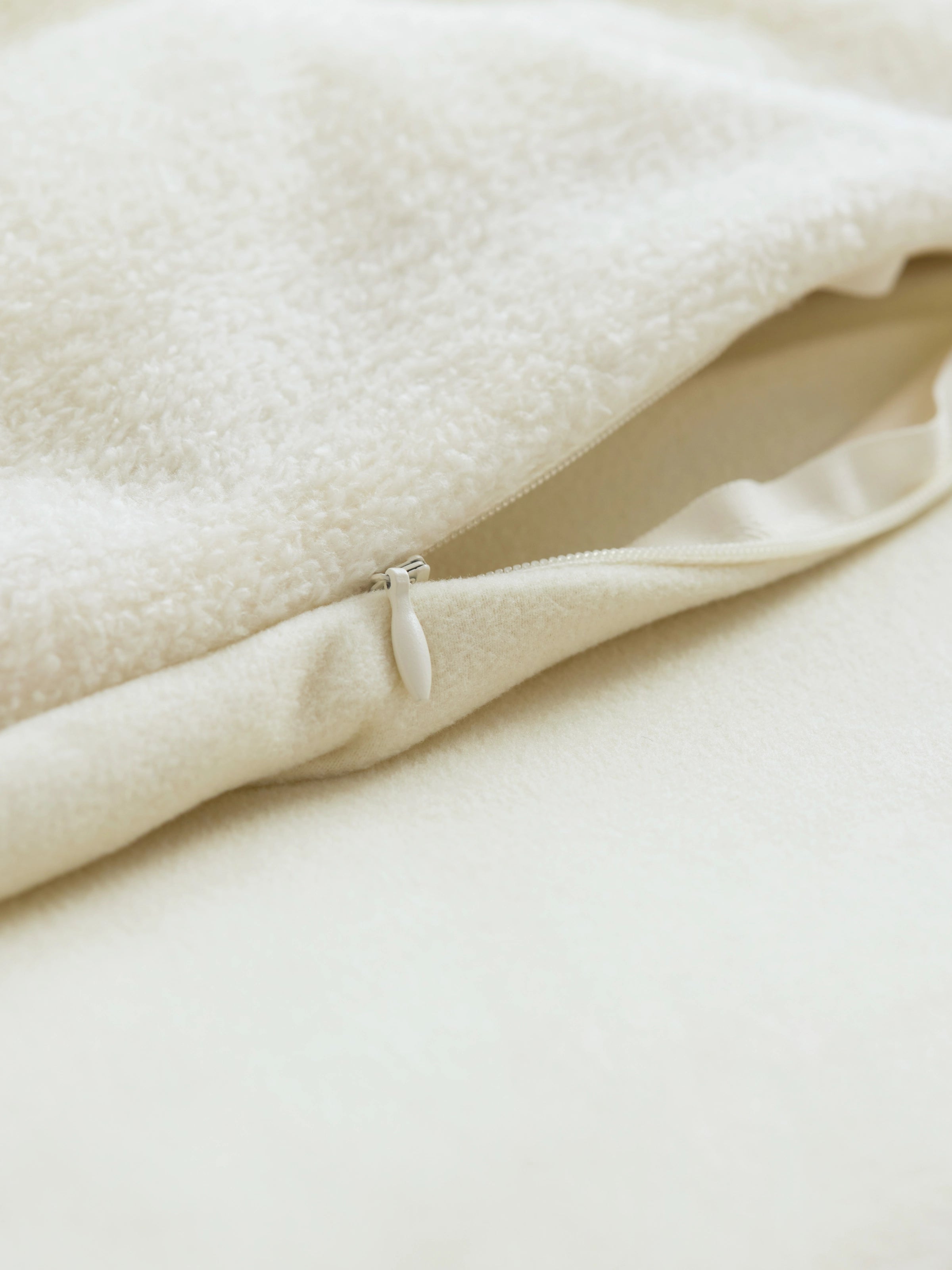 "Panda PomPom"  curly flannel bedding set Bestie