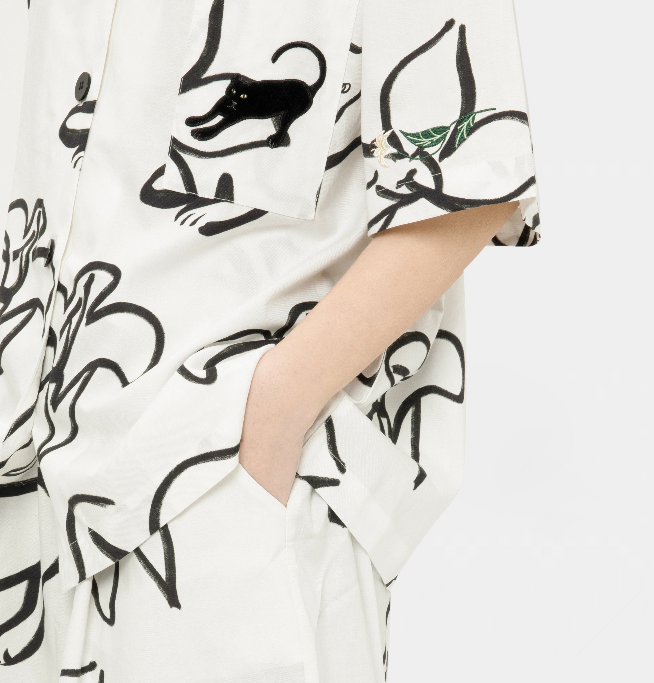 “Urban Jungle” Tencel Cotton Blend Short Sleeve Loungewear Set Black Panther and Lily
