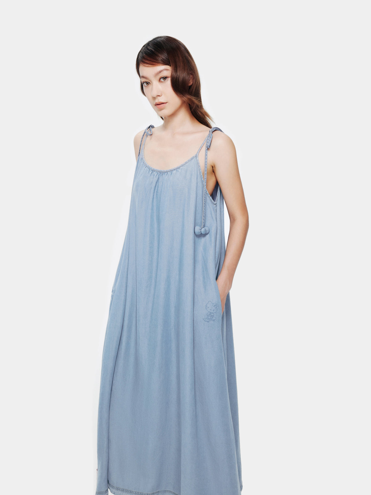 "Hello Kitty" Tencel Loungewear Nightgown – Light Wash