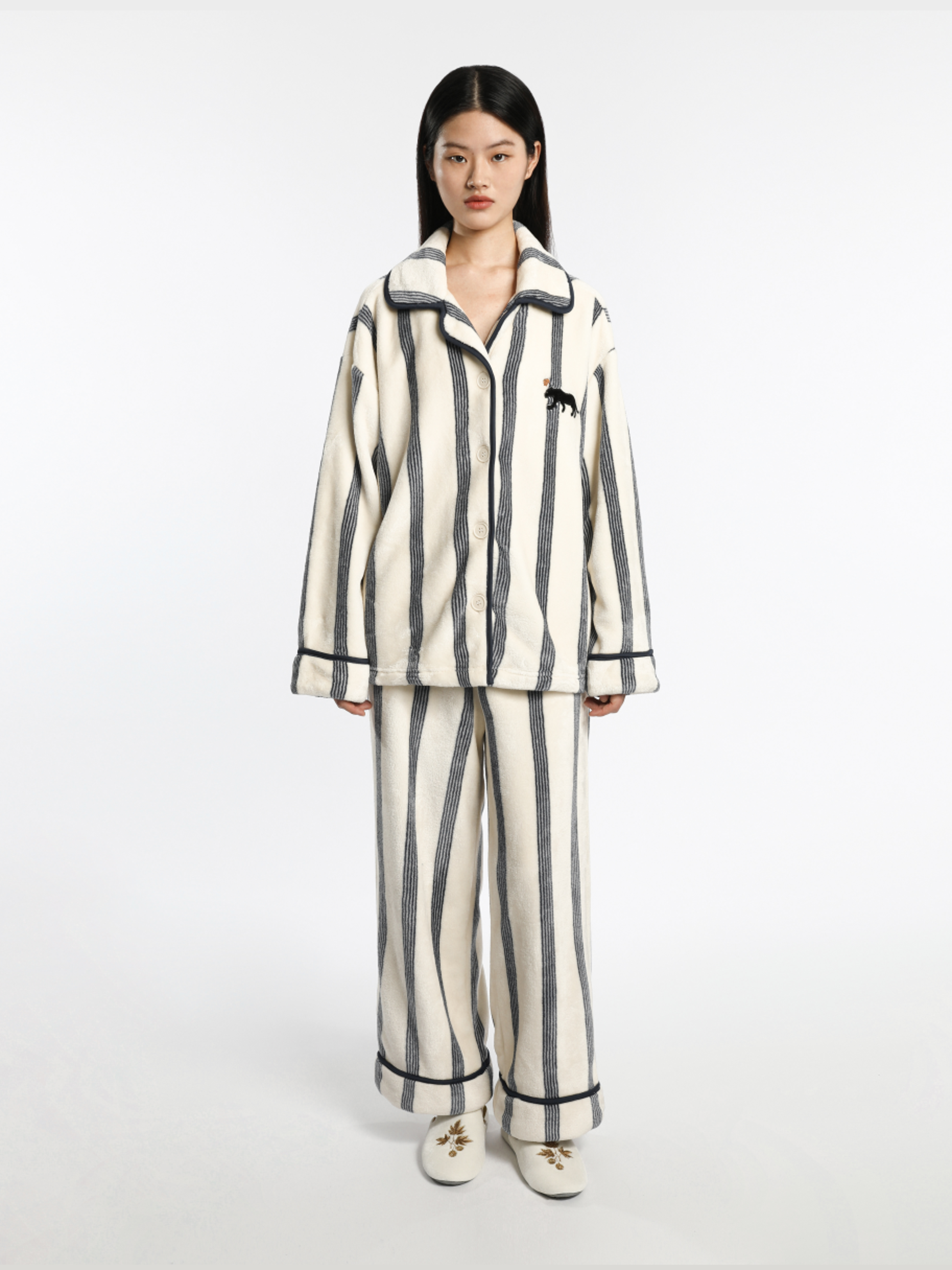 “Urban Jungle” Flannel Loungewear Set Beige Stripes