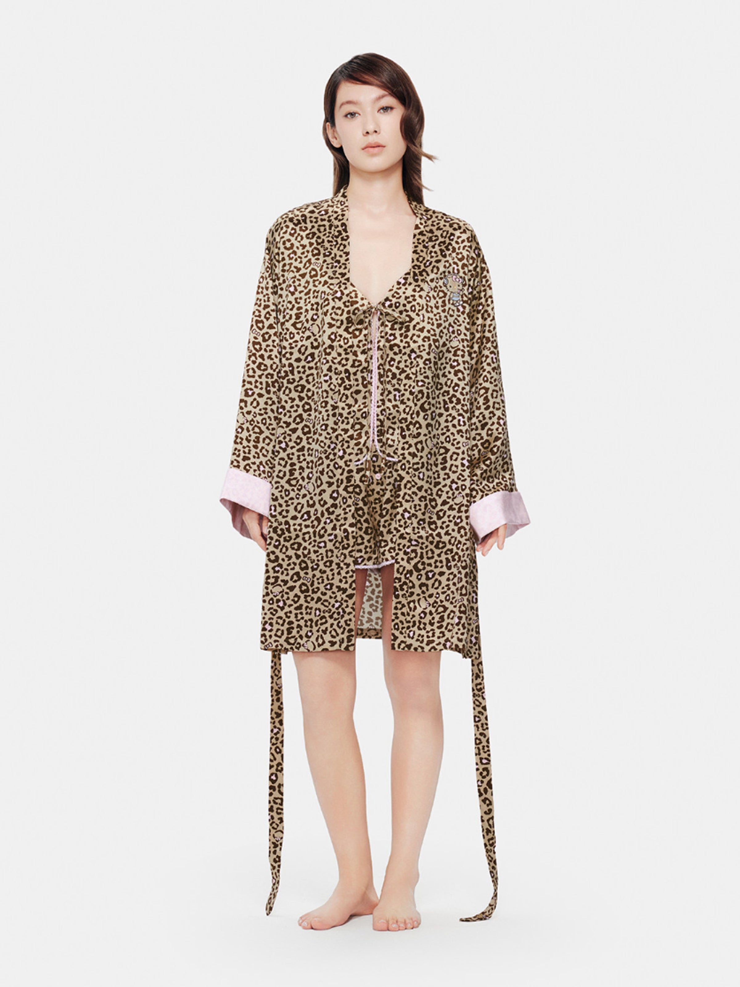 "Hello Kitty" Premium Heavy Mulberry Silk Robe – Leopard
