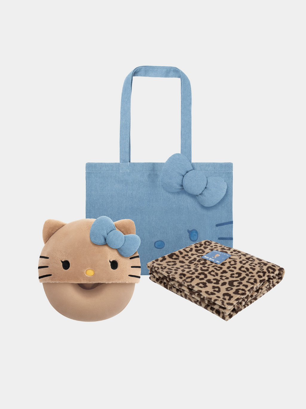 "Hello Kitty" Travel Nap Set On Vocation