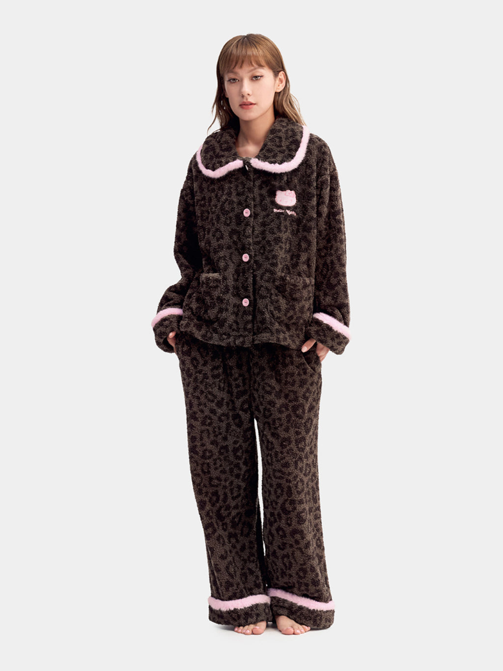 "Hello Kitty" Polar Fleece Peter Pan Collar Loungewear Set – Choco