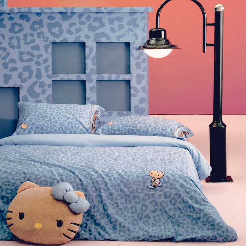 "Hello Kitty" Cotton Sateen Bedding Set – Denim Leopard