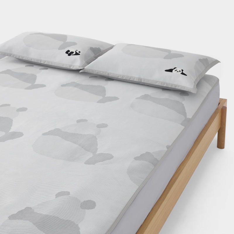 "Panda PomPom" Cooling Mat Set Gray