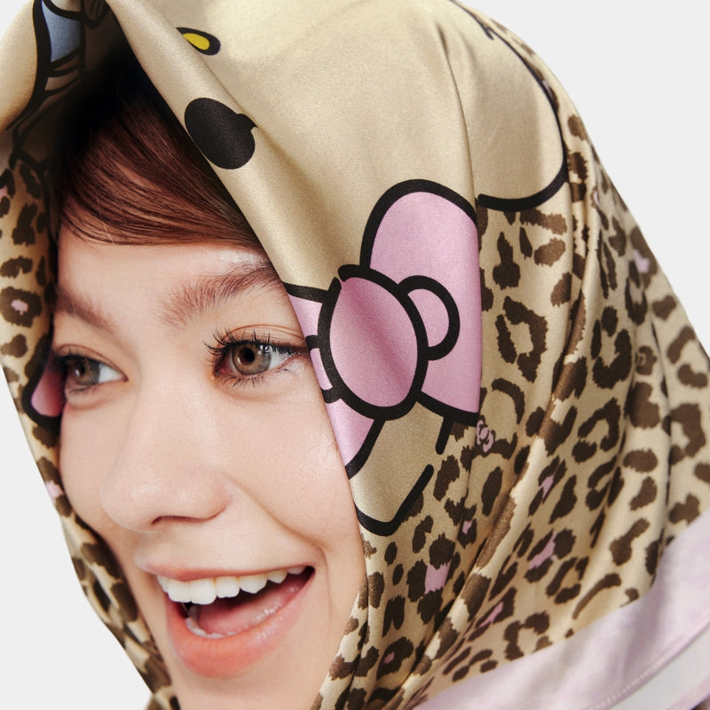 "Hello Kitty" Premium Heavy Mulberry Silk Square Scarf – Tanned Hello Kitty