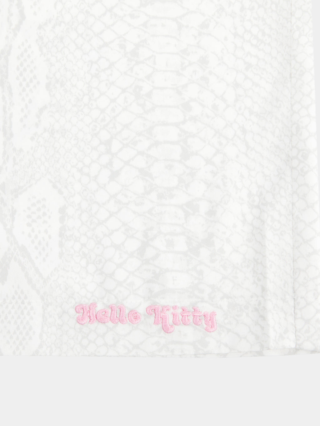 "Hello Kitty" Satin Loungewear Set – Snake Print
