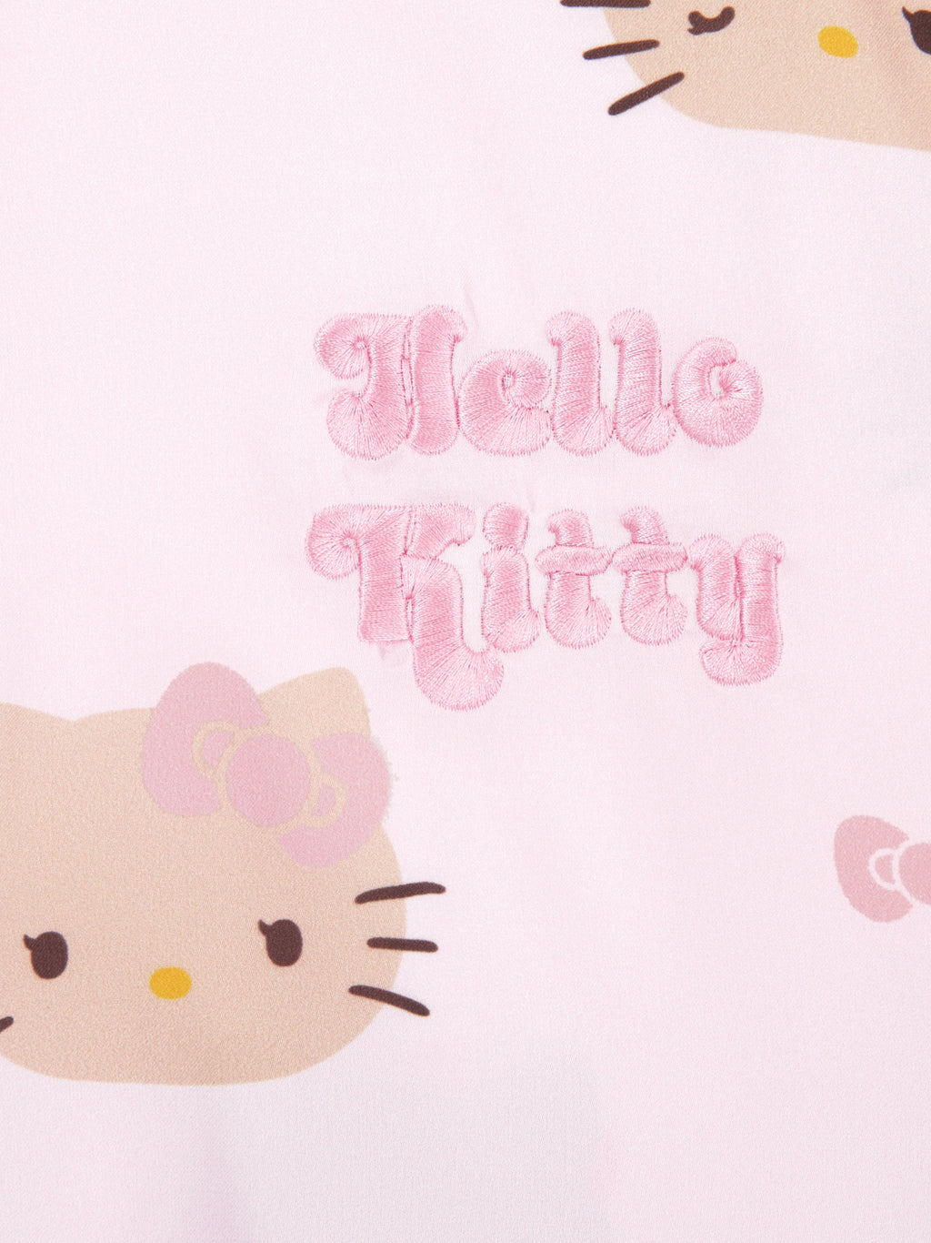 "Hello Kitty" Satin Dressing Gown Set – Y2K Pink