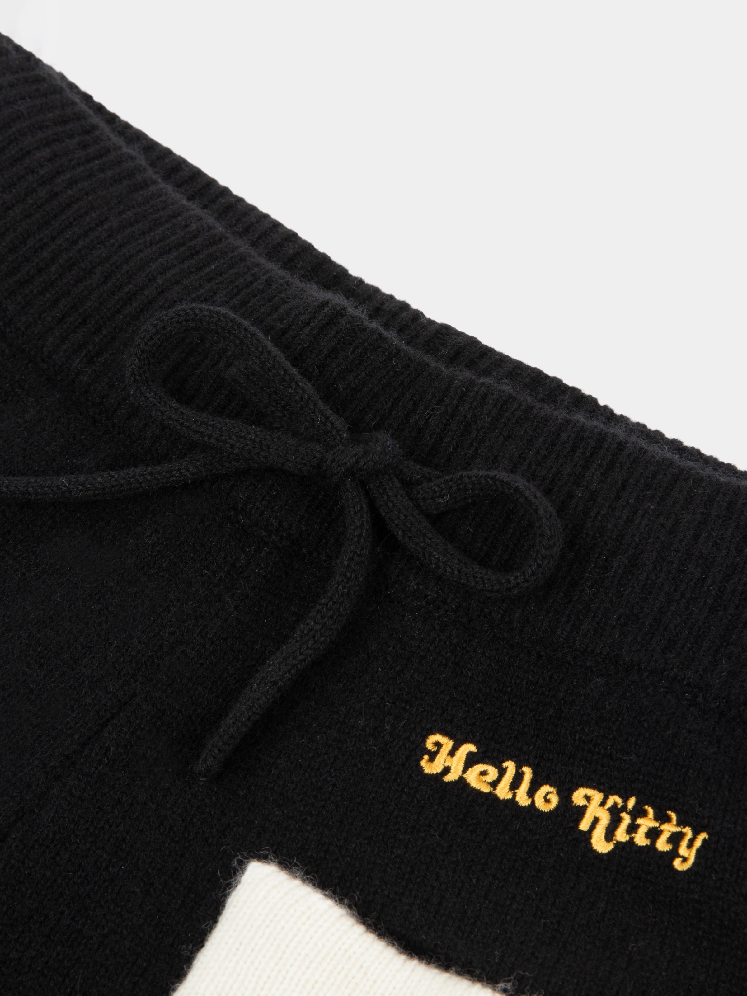 "Hello Kitty" Wool Cashmere Blend Shorts – Black & White