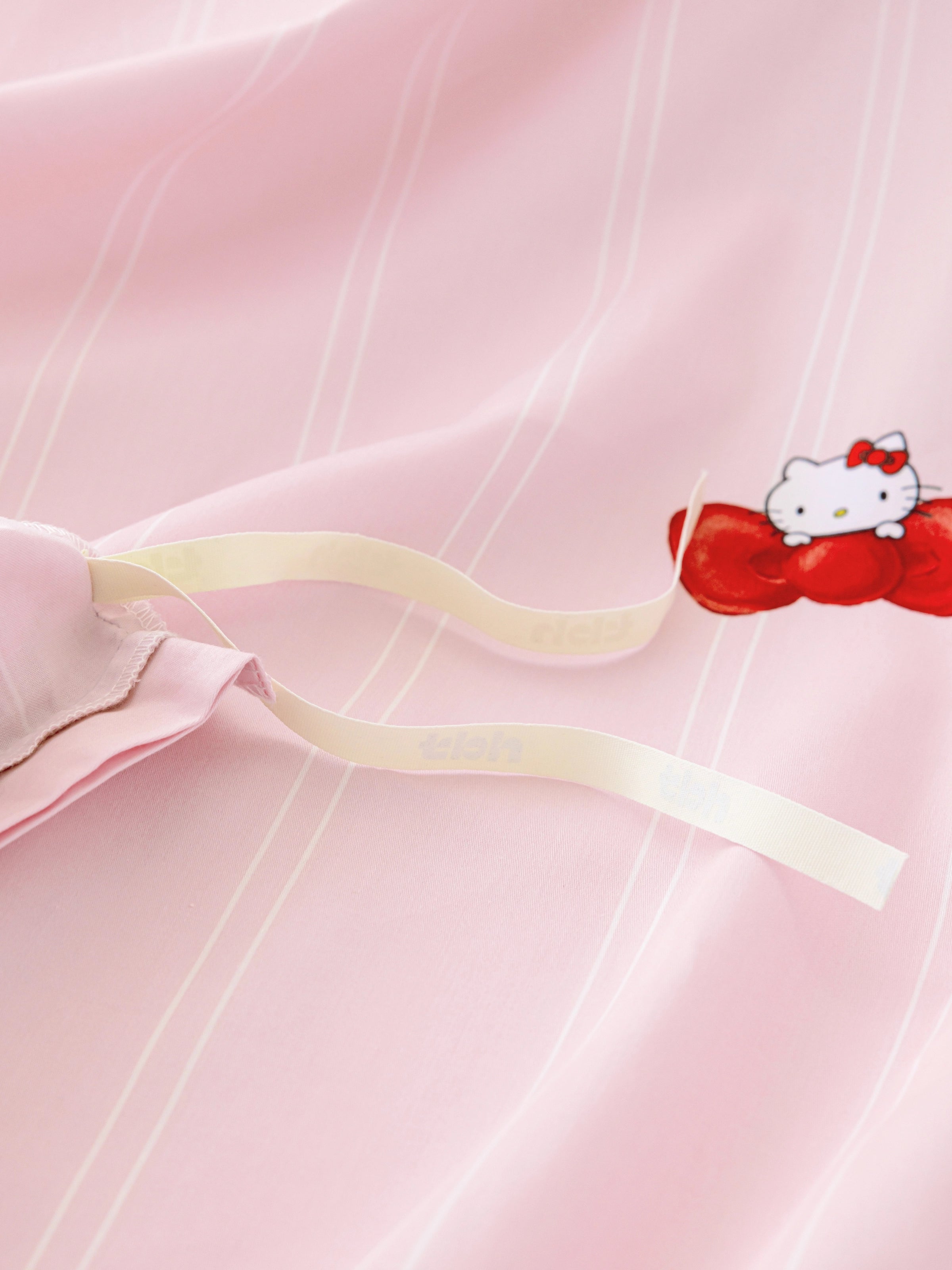 "Hello Kitty" Cotton Sateen Bedding Set – Sakura Pink