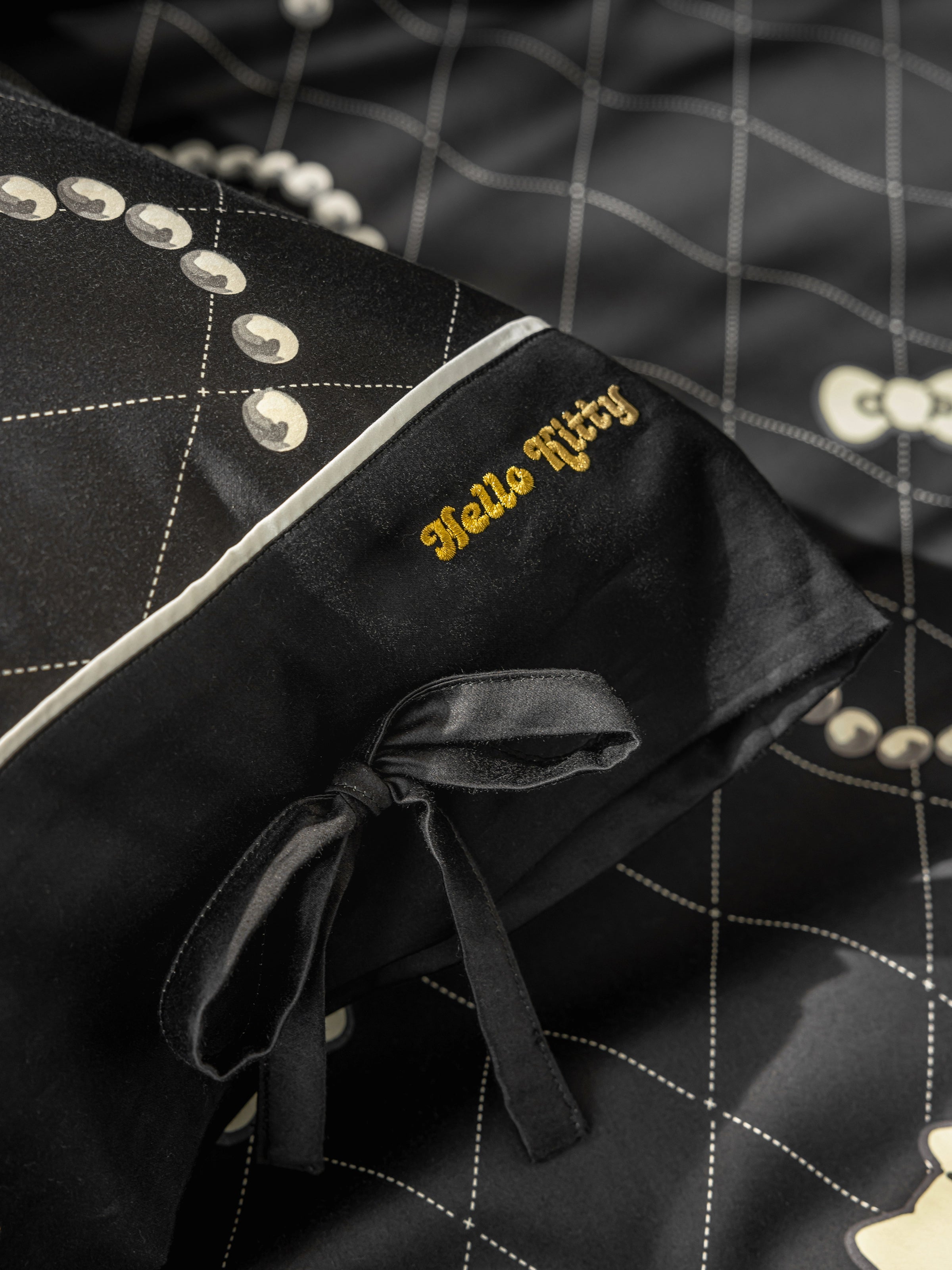 "Hello Kitty" 140S cotton sateen deluxe bedding Set Pearl necklace