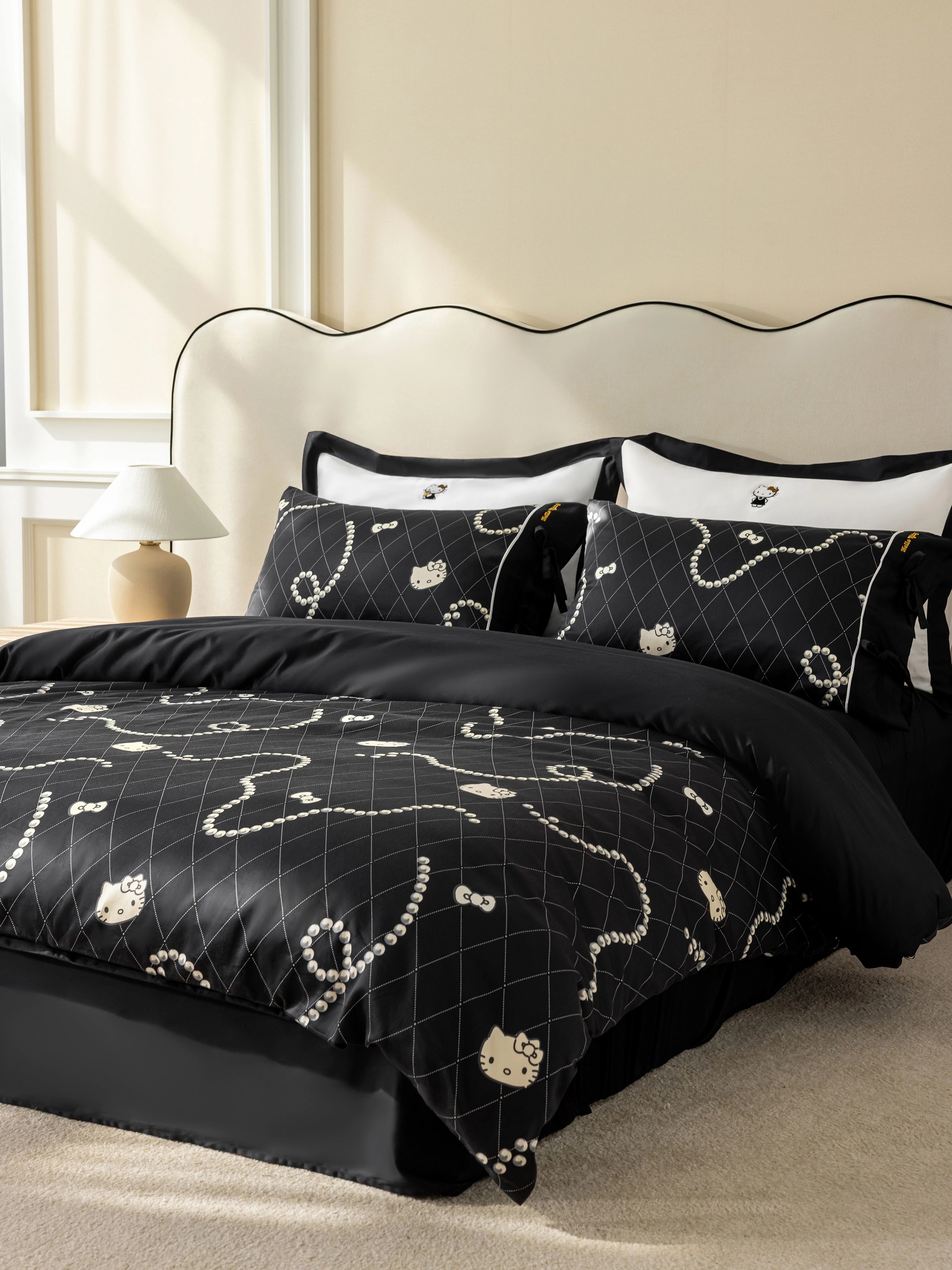 "Hello Kitty" 140S cotton sateen deluxe bedding Set Pearl necklace