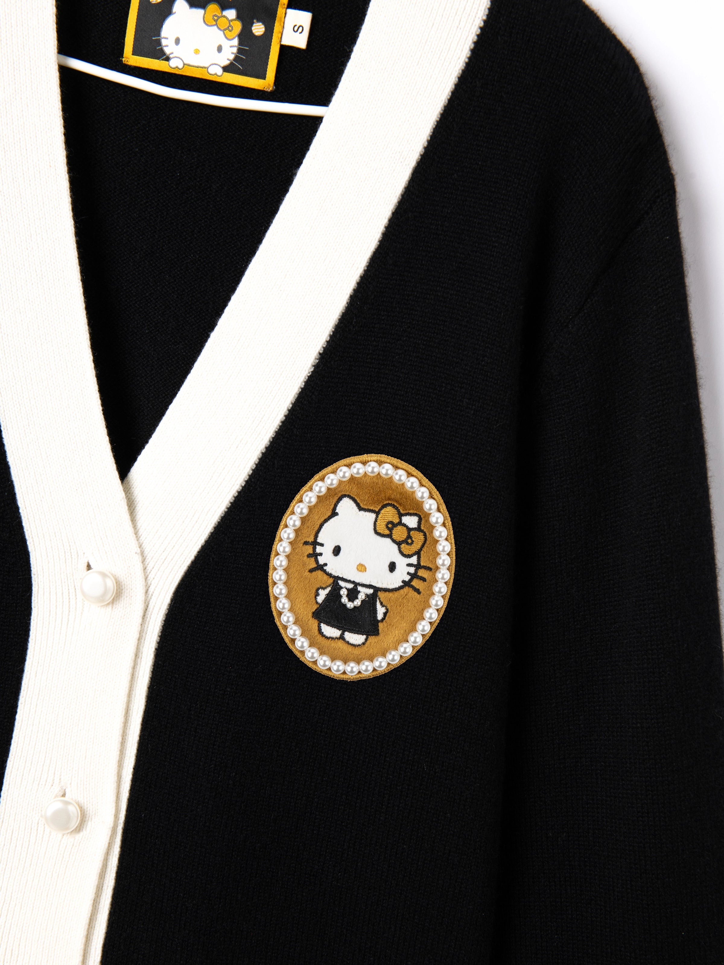 "Hello Kitty" Wool Cashmere Blend Cardigan – Black & White