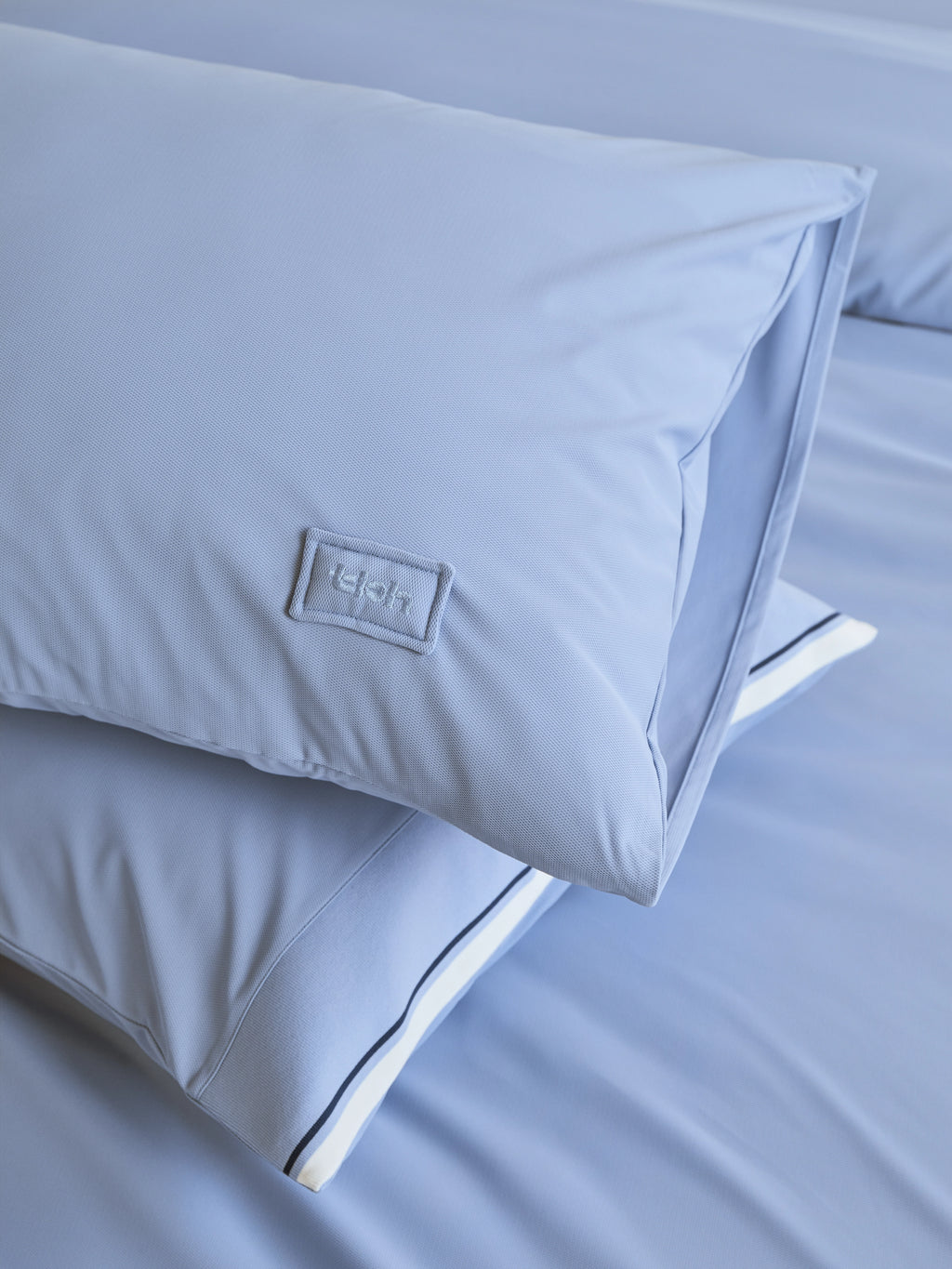 Air-Knit Cooling Jacquard Bedding Set – Sea Breeze Blue
