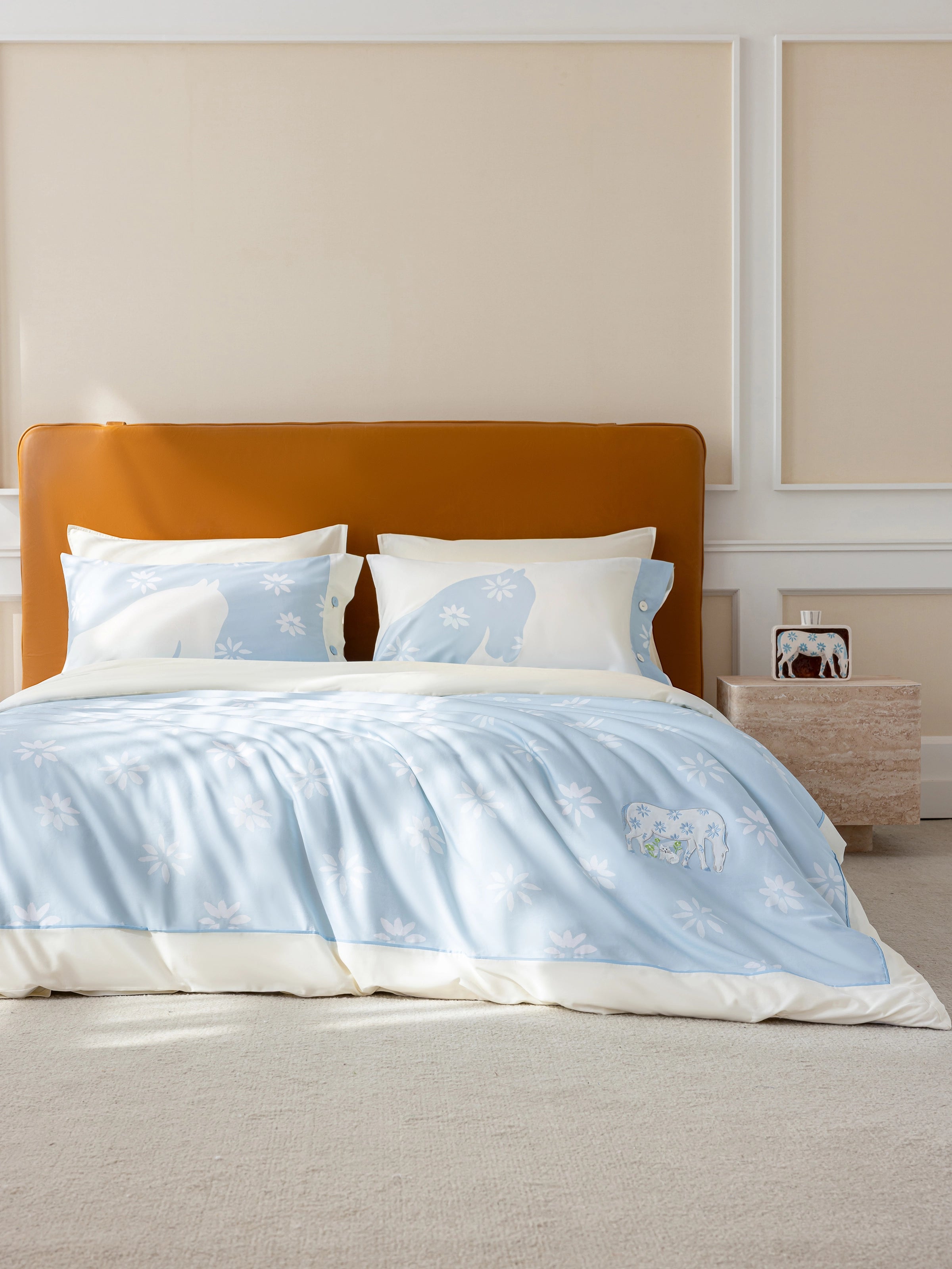 "Year of the Horse" Cotton Satin Bedding Set – Little Floral Horse